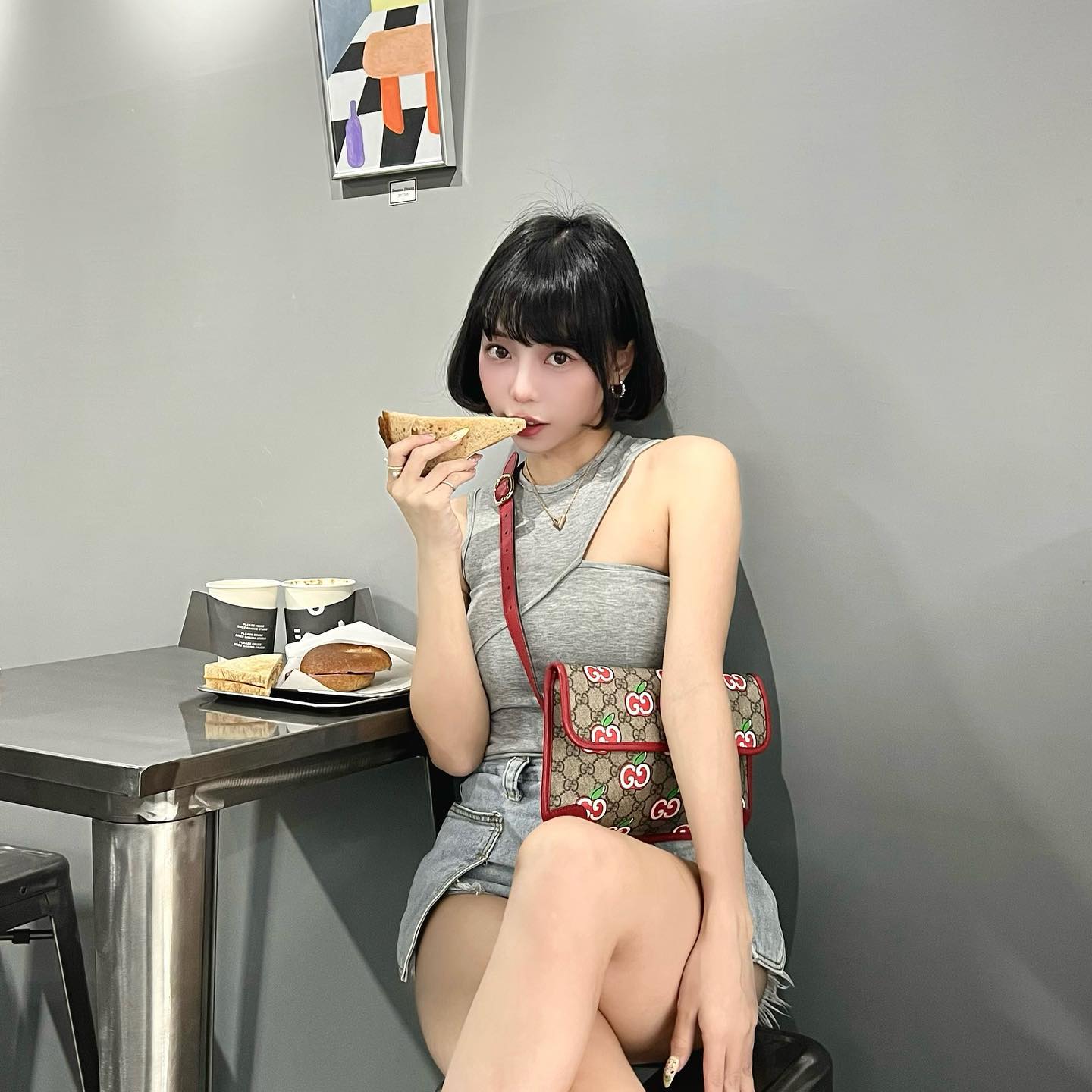 Long hair youth, short hair pure yo-第1章-图片18