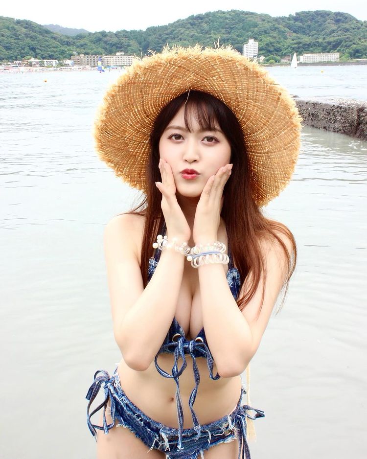 成熟御姊白藤有華美臀比美胸還騷氣！豐滿身材「美尻」直擊內心！-第1章-图片13