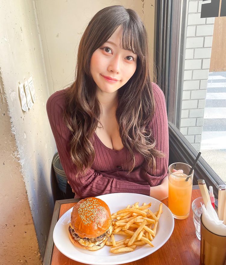 性感的白衣天使！Ｆ杯護理師桃里れあ正確消毒雙手還能獲得脫衣獎勵？！-第1章-图片21