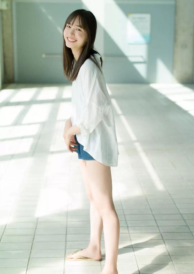 首位特攝女假面井桁弘恵可帥氣可性感！好身材不用變身就可以迷倒粉絲！-第1章-图片14