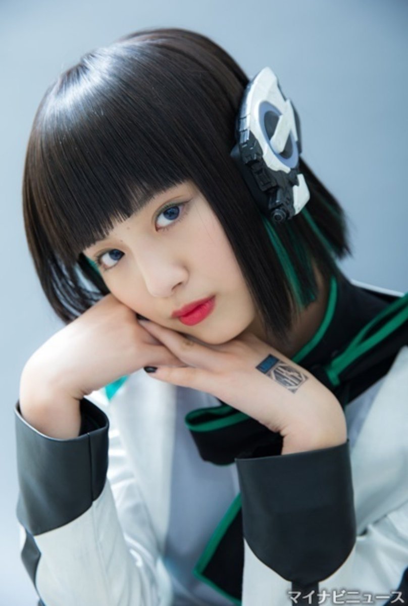 鶴嶋乃愛機器女秘書「伊茲」擁有好身材！慵懶微冷豔讓人難忘！-第1章-图片7