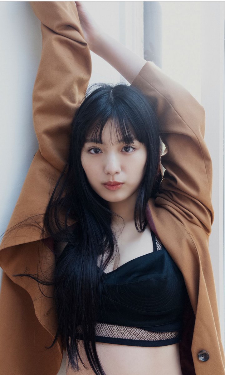 鶴嶋乃愛機器女秘書「伊茲」擁有好身材！慵懶微冷豔讓人難忘！-第1章-图片16