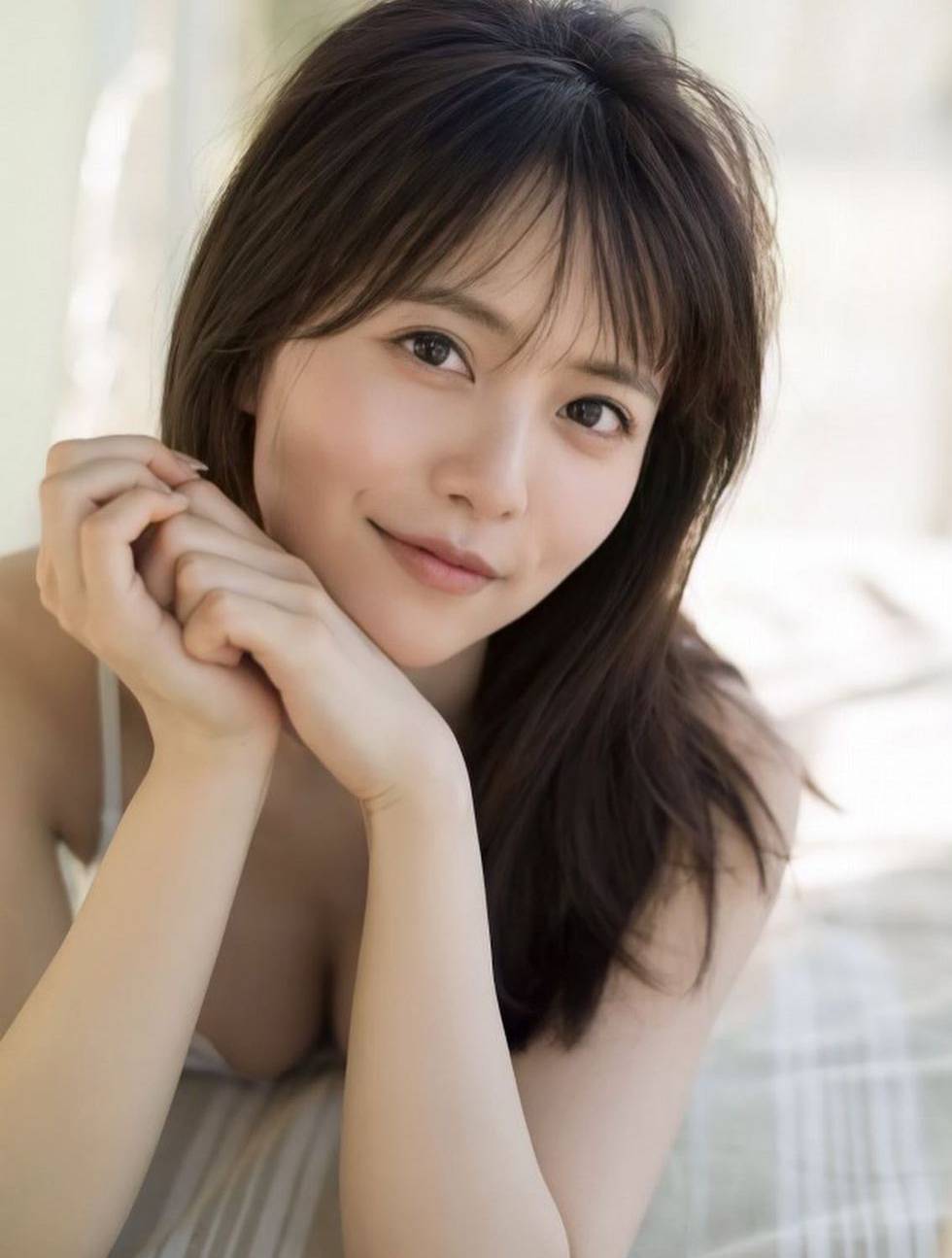 清澈的眼眸以及吹彈可破的白皙皮膚讓人深深吸引新田幸香-第1章-图片7