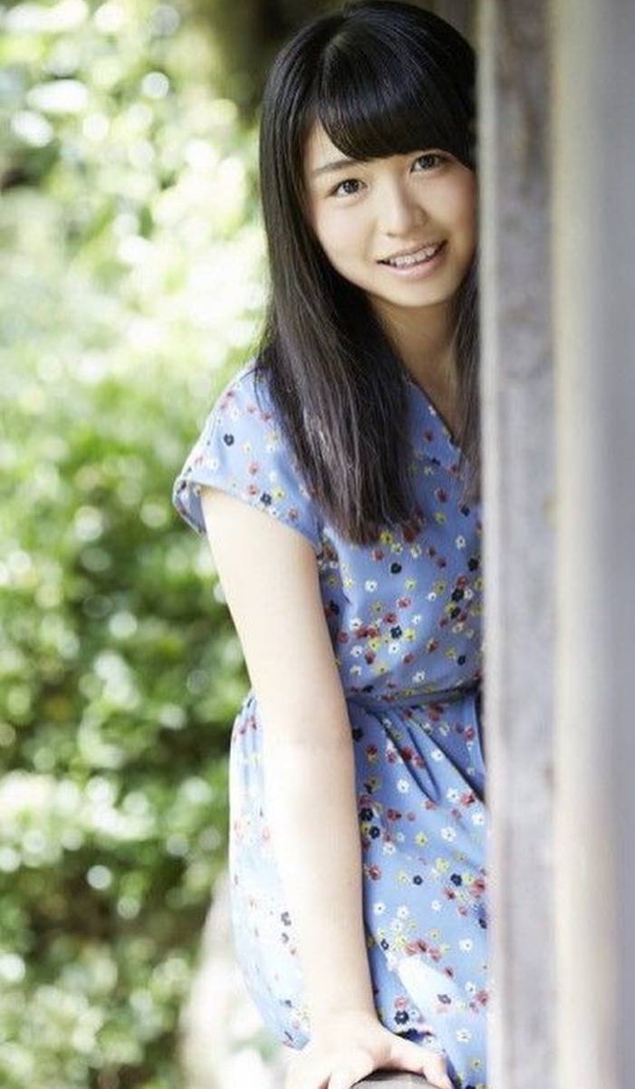 女性個人寫真集週榜銷量歷代第三位長濱禰留-第1章-图片2