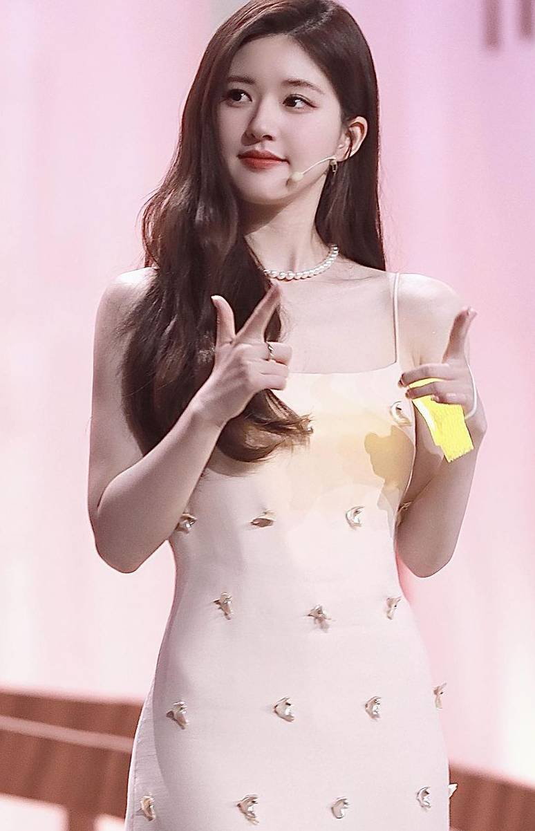 「甜寵劇女神」趙露思-第1章-图片3