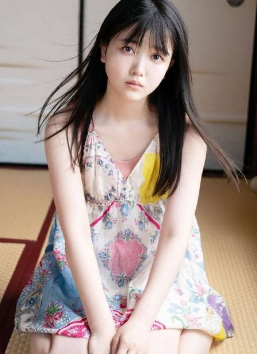 偶像藝人 時尚雜誌專屬模特兒久保史緒里-第1章-图片1