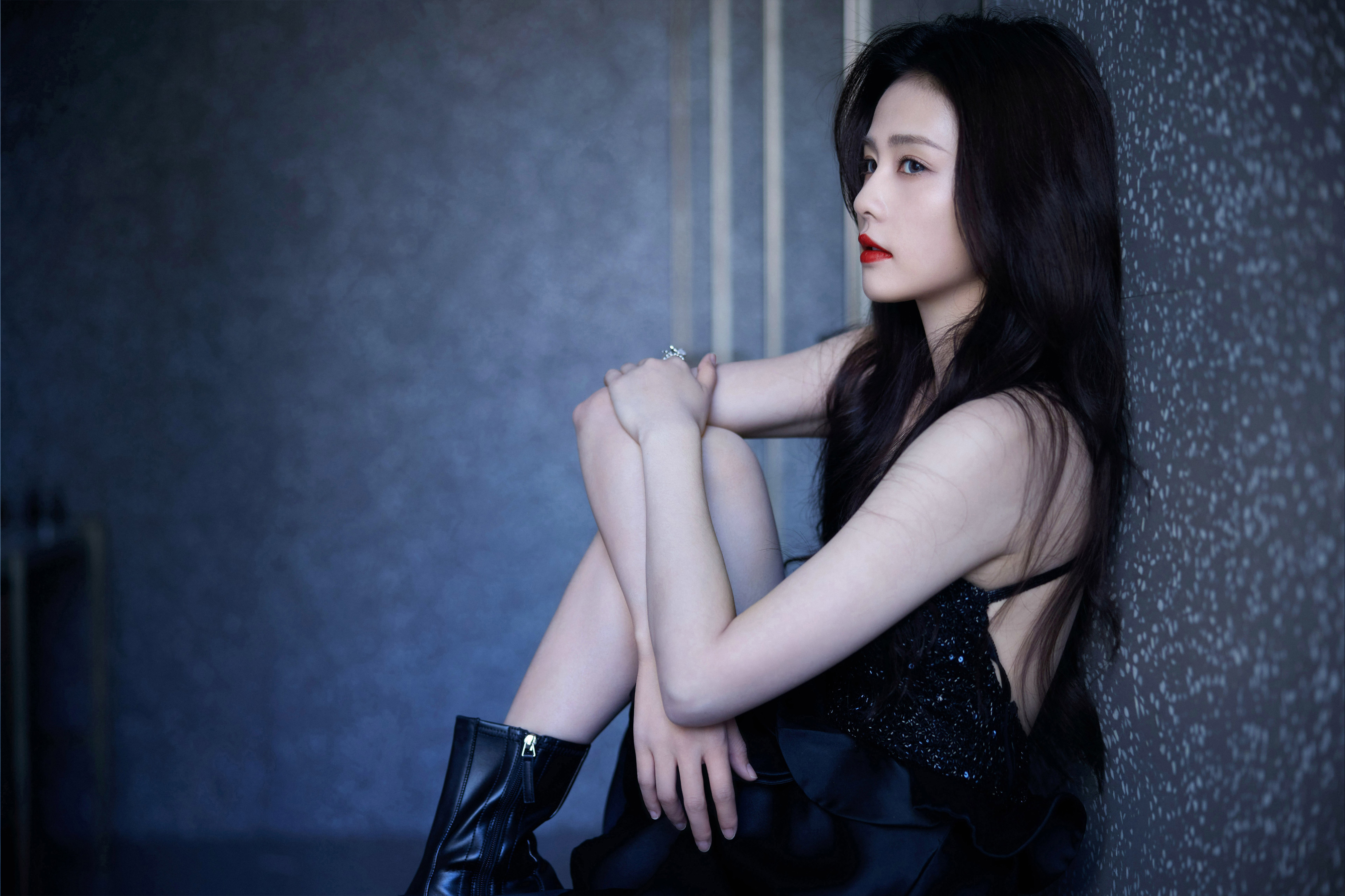 攬鏡幽居藏風華—白鹿 [高清套圖]-第1章-图片4