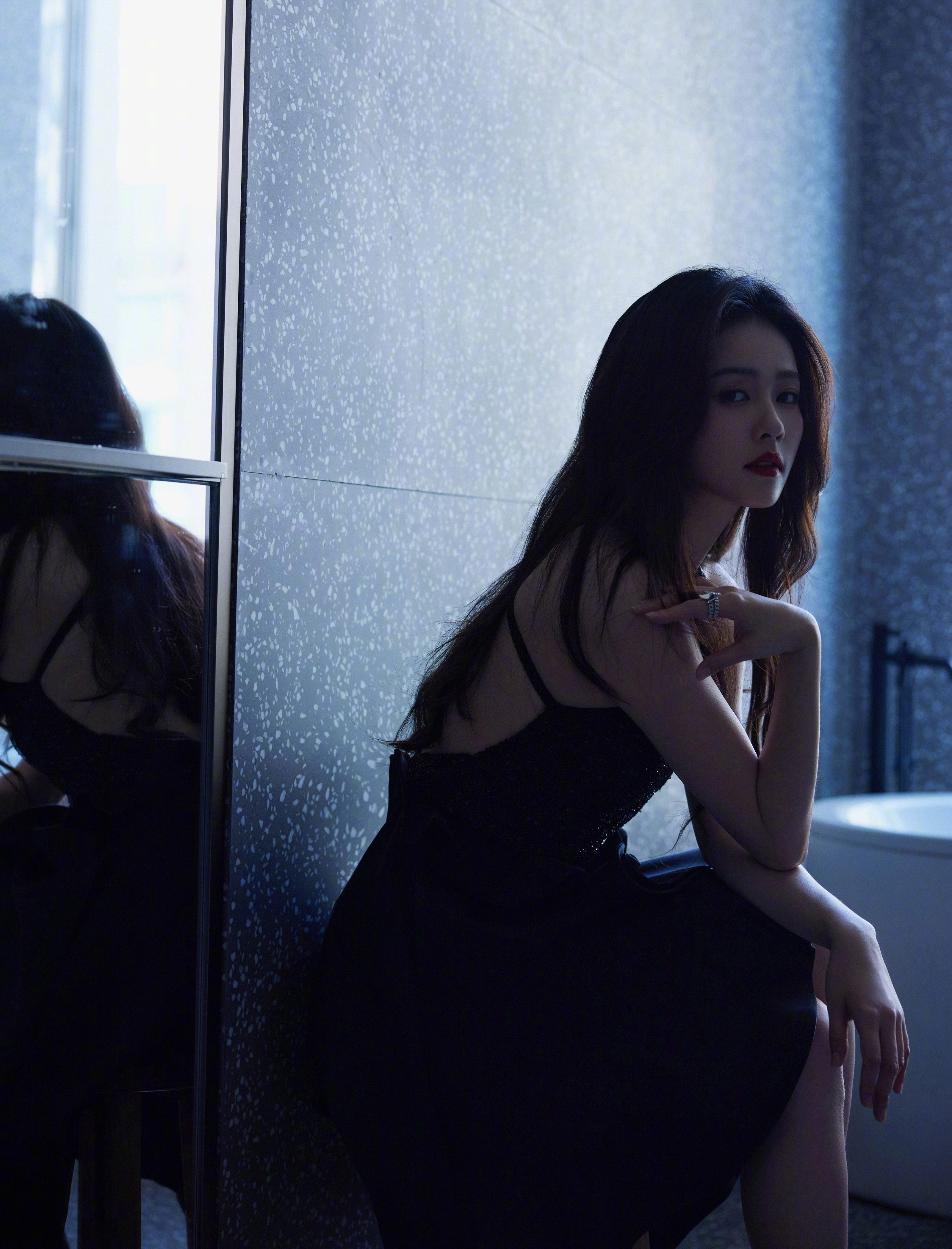 攬鏡幽居藏風華—白鹿 [高清套圖]-第1章-图片8