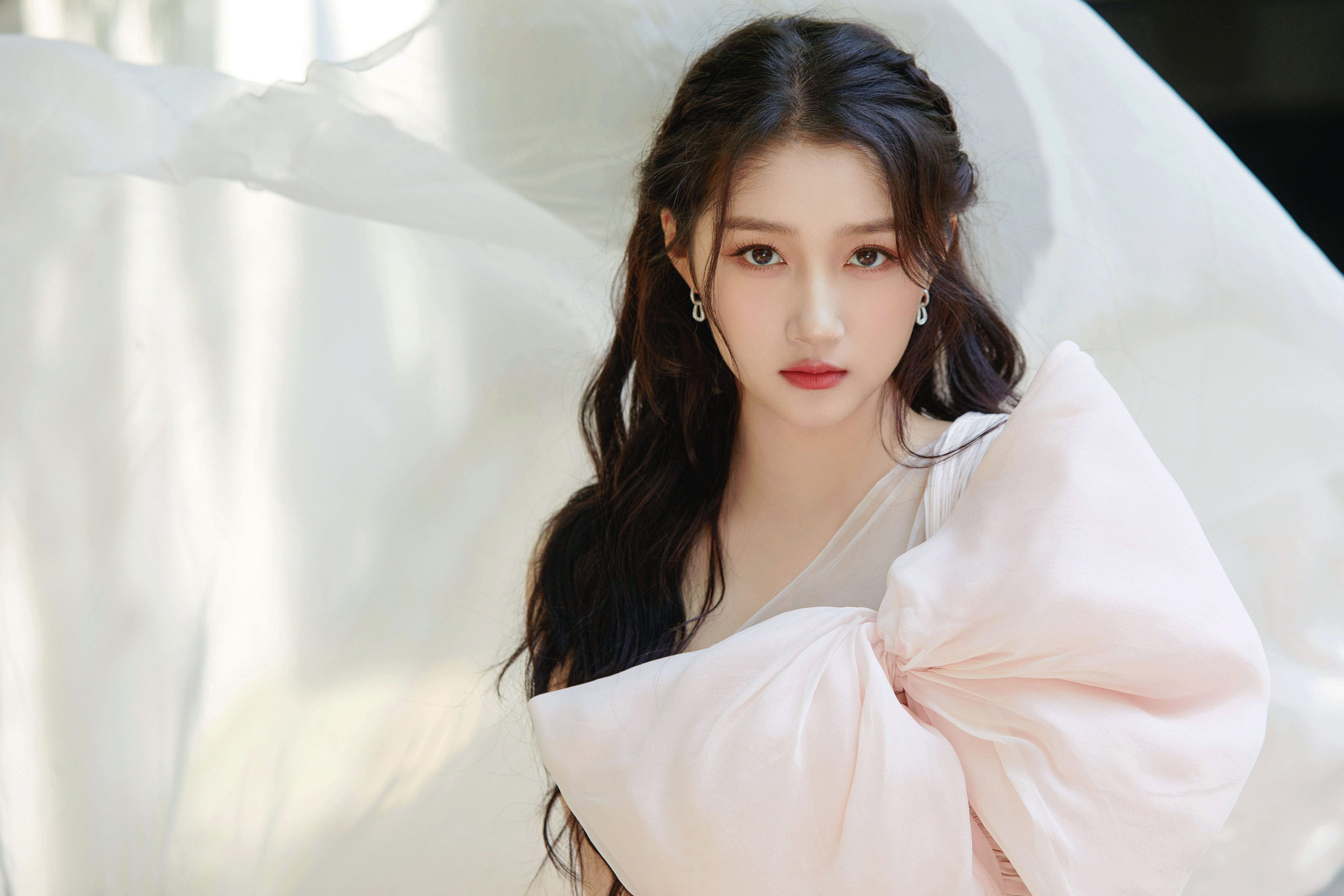 更勝容顏應美腿—關曉彤[高清套圖]-第1章-图片9