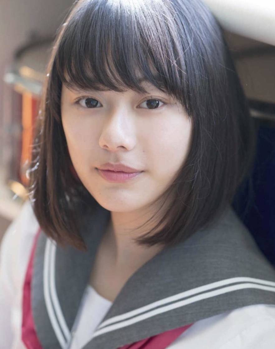 憑借透明感的容貌，出演許多廣告和電影矢崎希菜-第1章-图片7