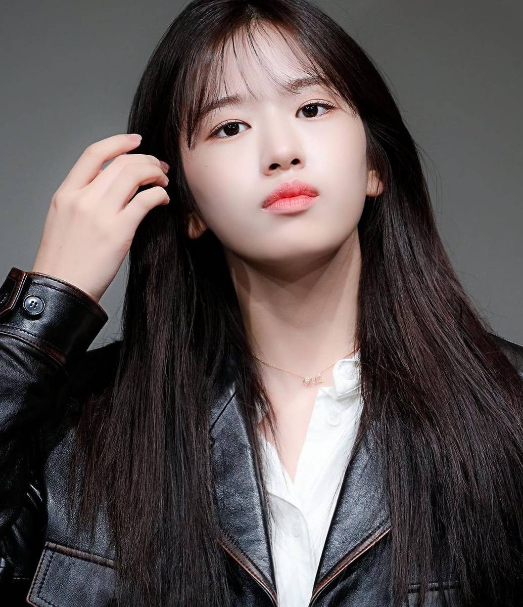 又帥又美，新生代有演員臉的女愛豆安俞真-第1章-图片3