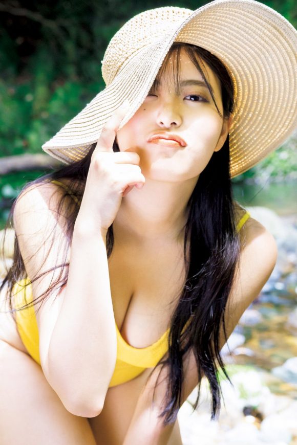 現役JD・竹內花が大學の先生に手ブラ寫真集を渡す-第1章-图片4
