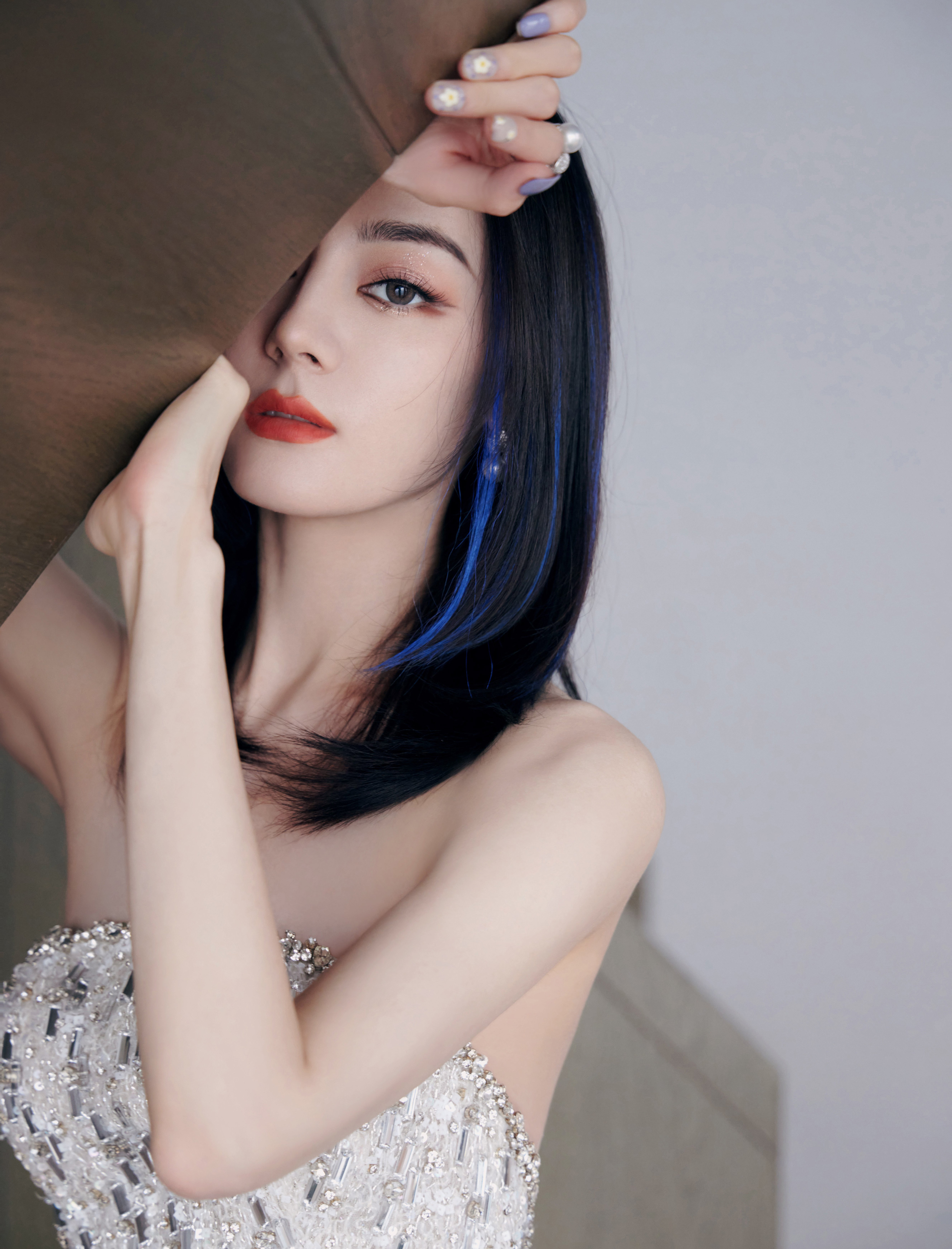 抹胸露背裝—迪麗熱巴[高清套圖]-第1章-图片3