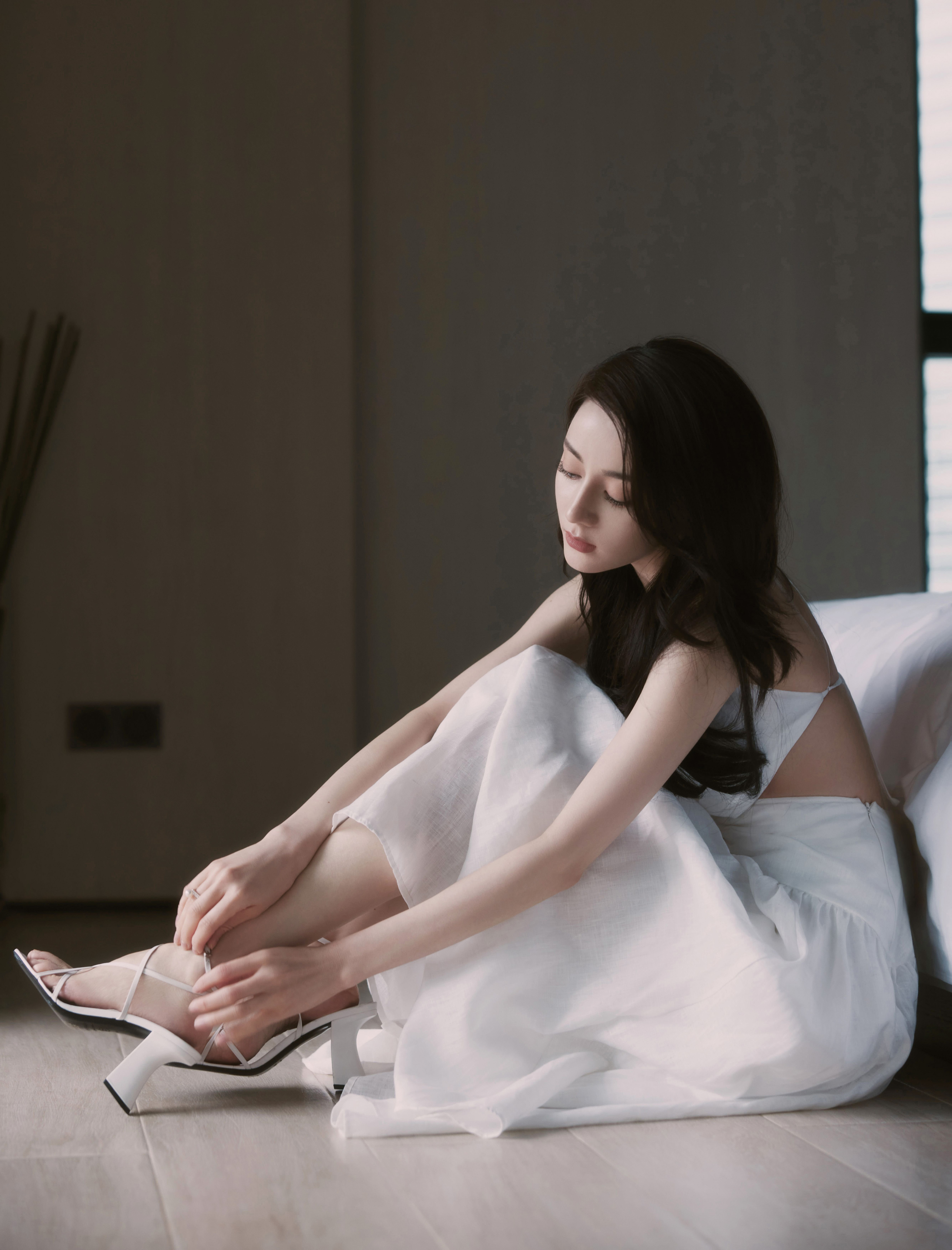 抹胸露背裝—迪麗熱巴[高清套圖]-第1章-图片16