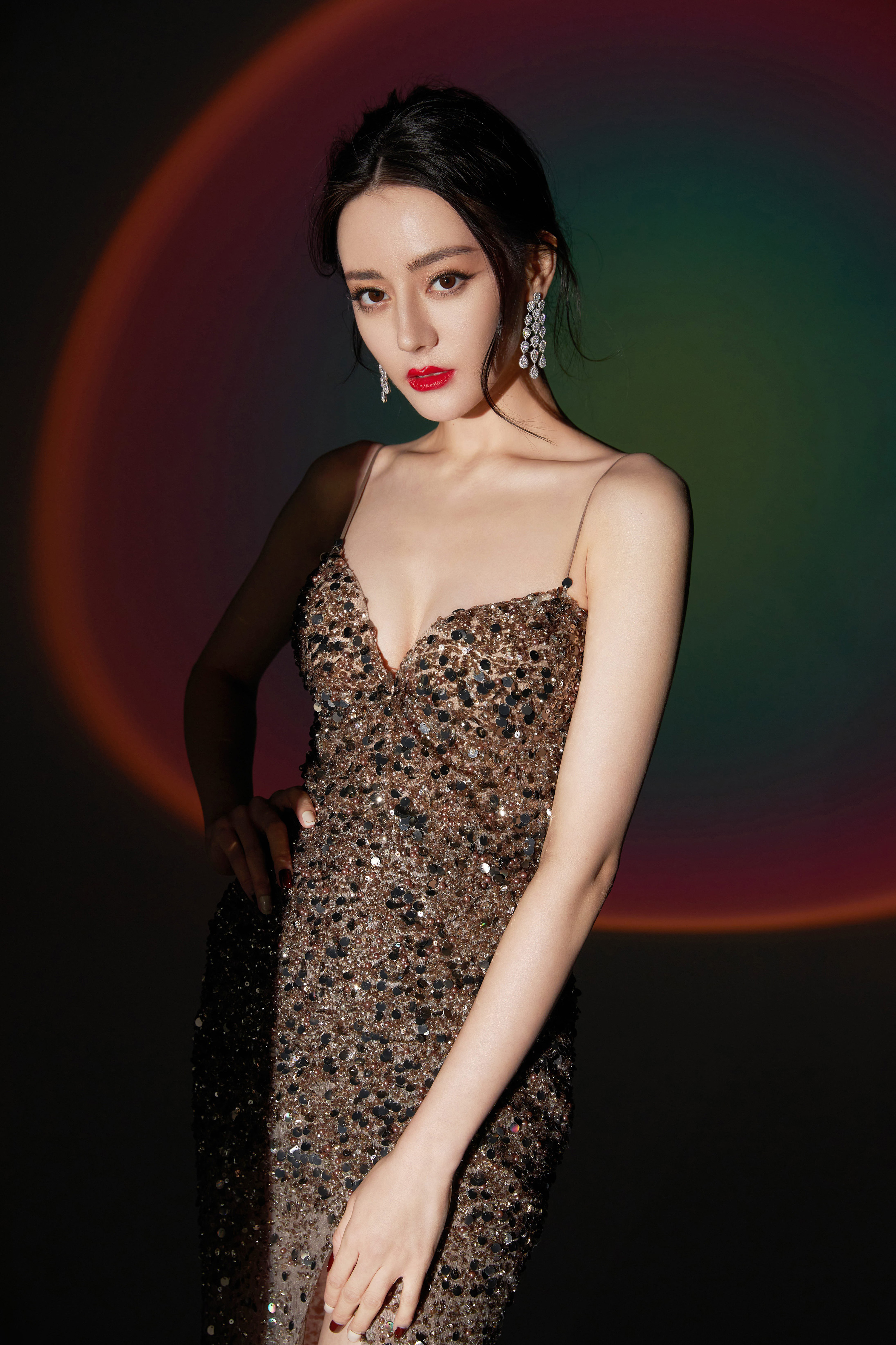 低胸晚宴服—迪麗熱巴[高清套圖]-第1章-图片8