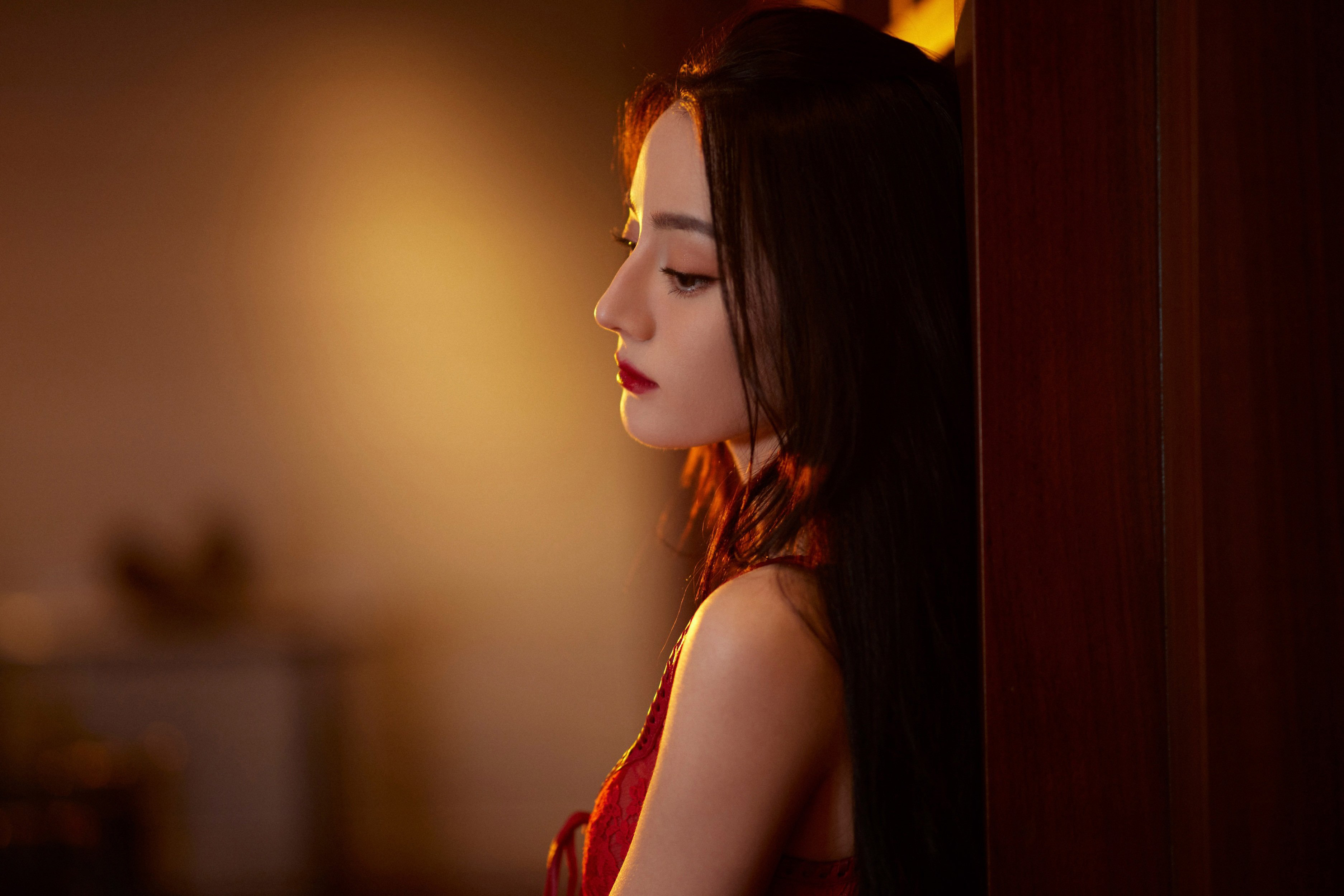 公主紅花裙—迪麗熱巴[高清套圖]-第1章-图片1