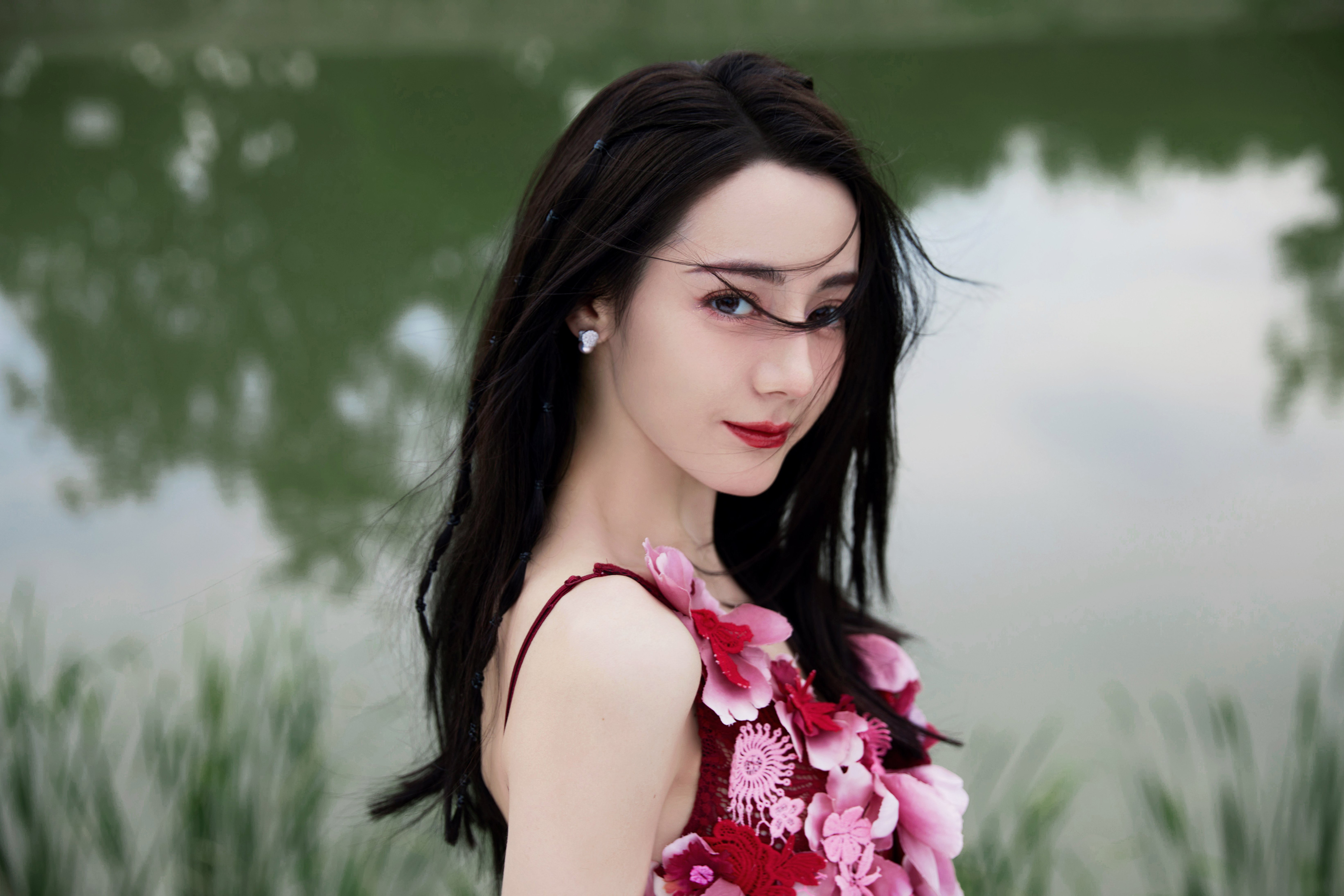 公主紅花裙—迪麗熱巴[高清套圖]-第1章-图片11