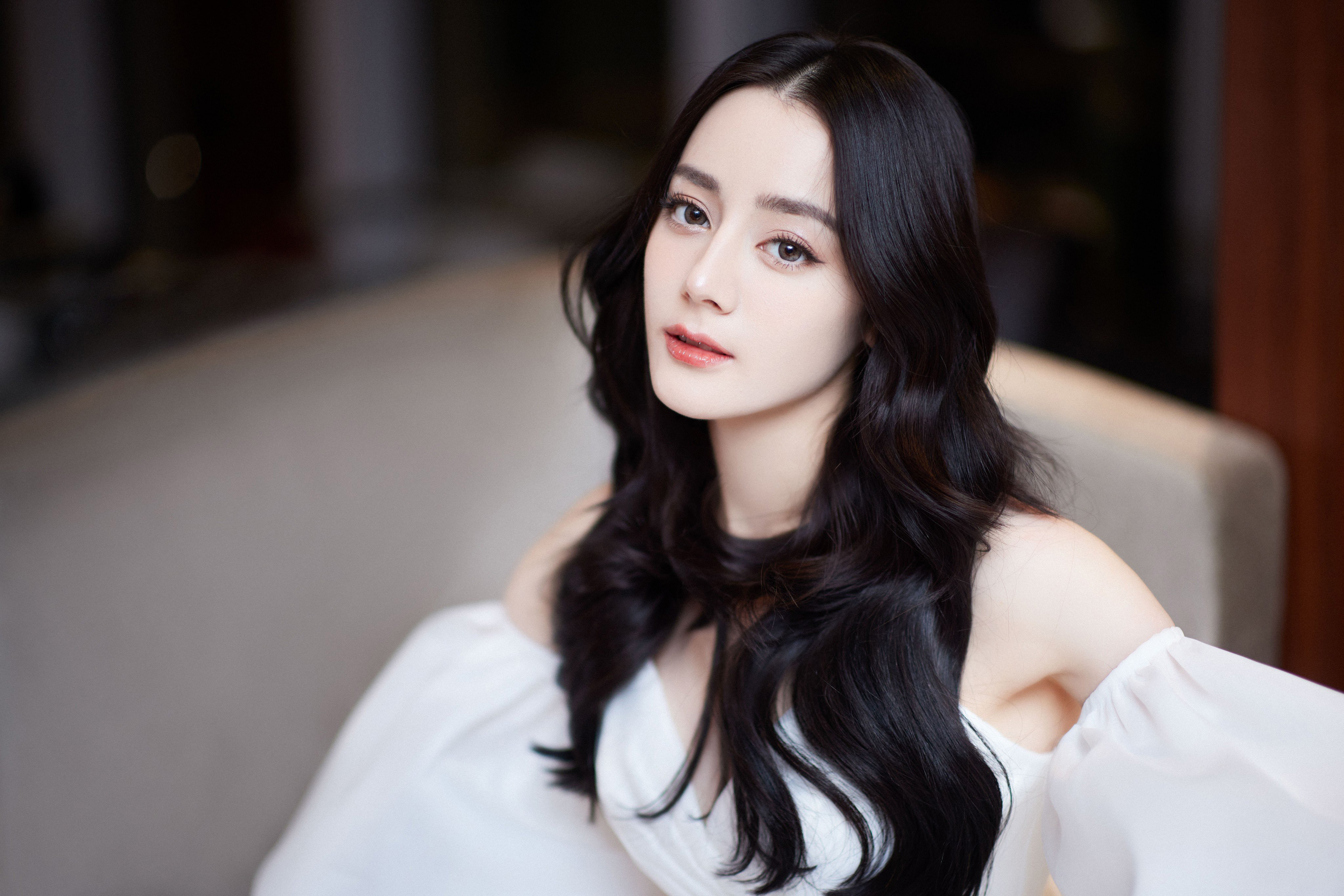 素白意純潔—迪麗熱巴[高清套圖]-第1章-图片3