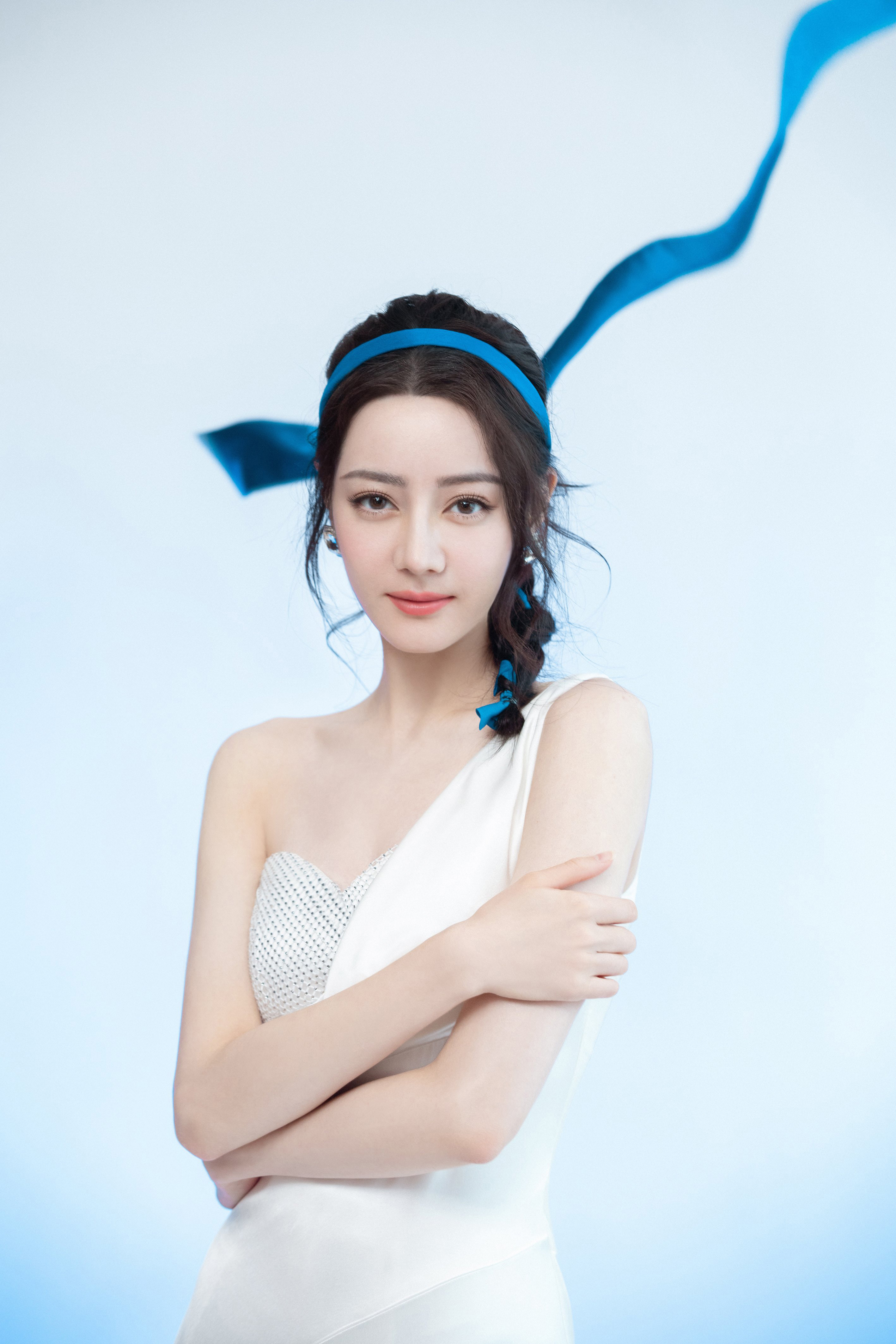 素白意純潔—迪麗熱巴[高清套圖]-第1章-图片17