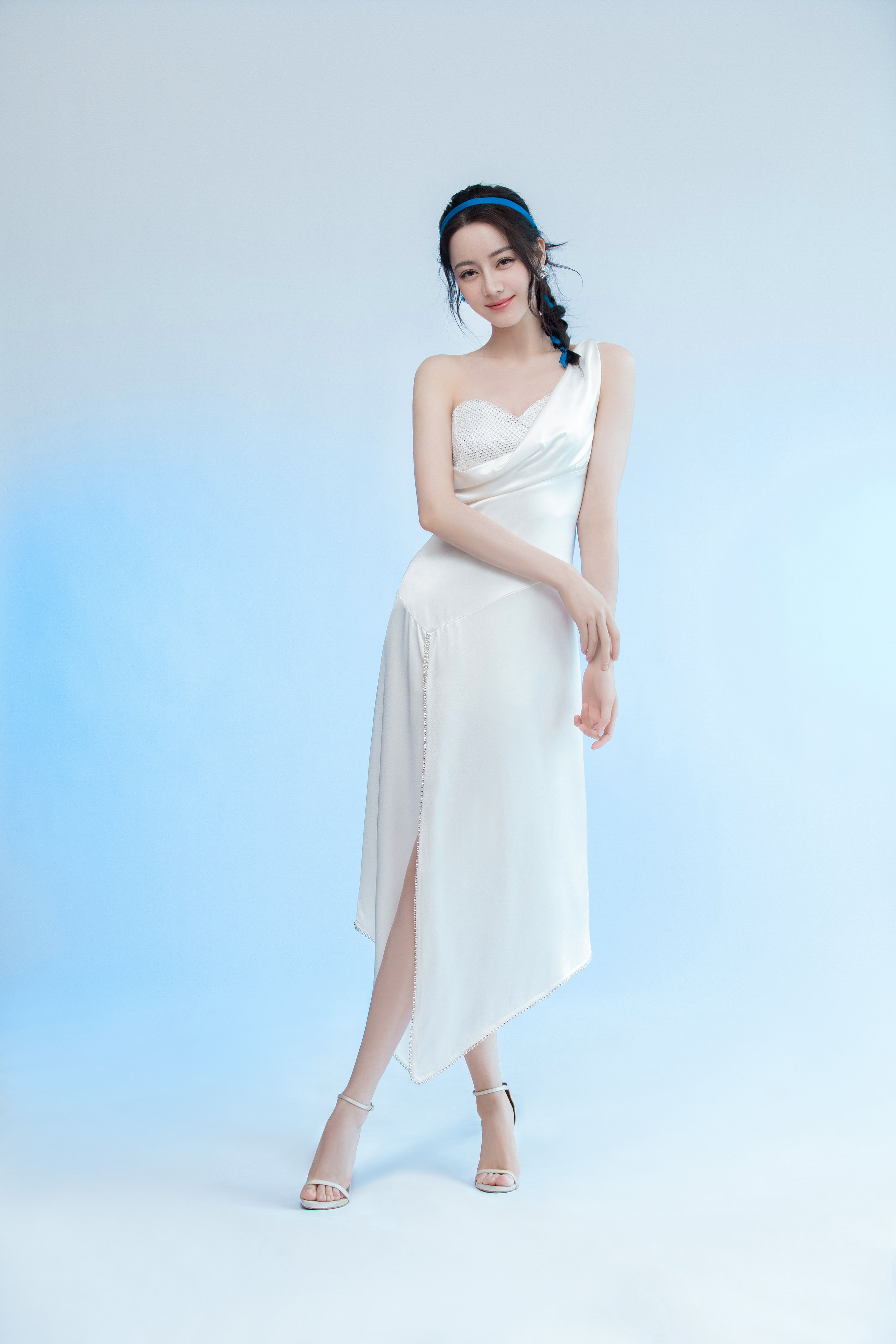 素白意純潔—迪麗熱巴[高清套圖]-第1章-图片19