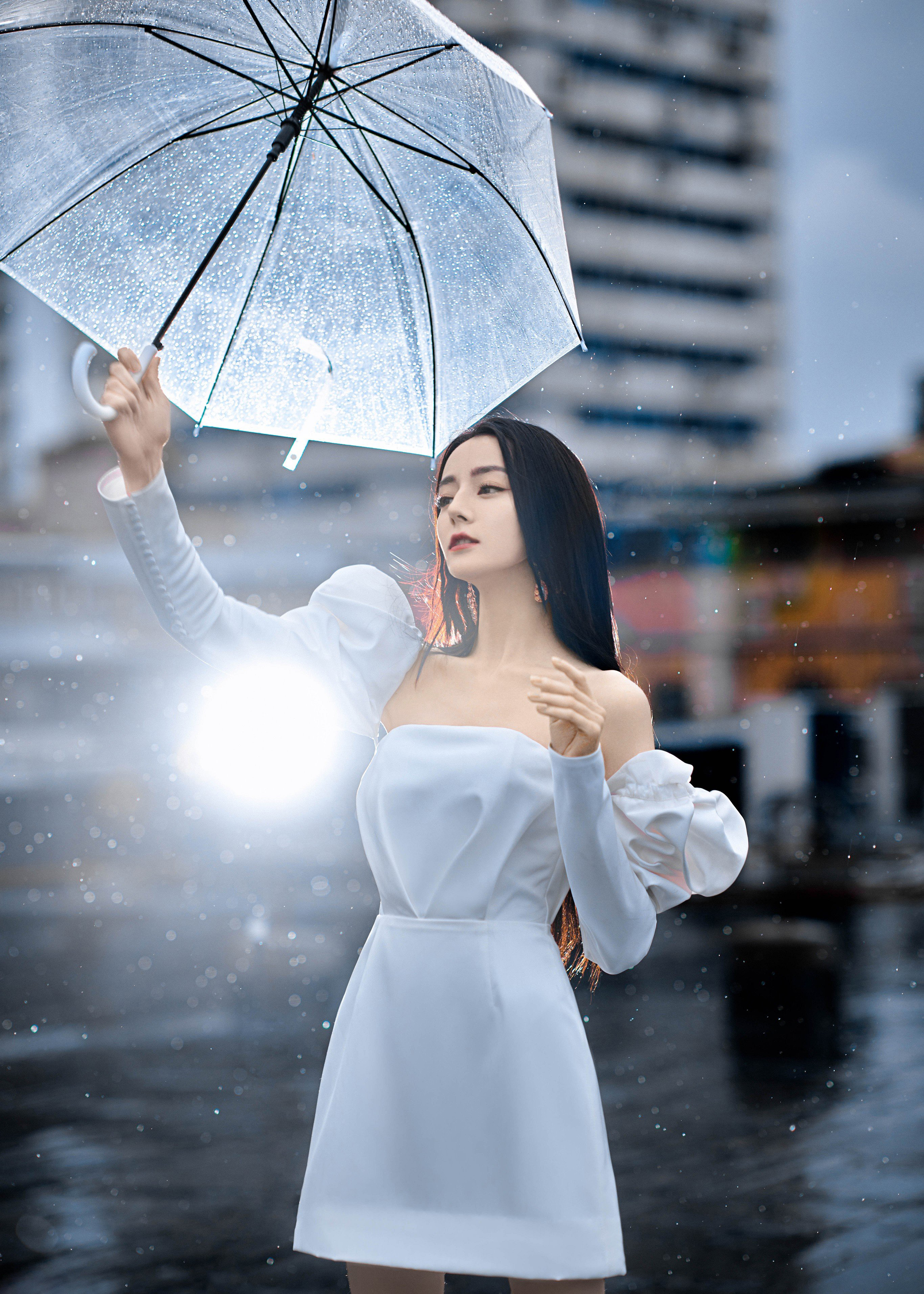 香檳小禮服—迪麗熱巴[高清套圖]-第1章-图片8