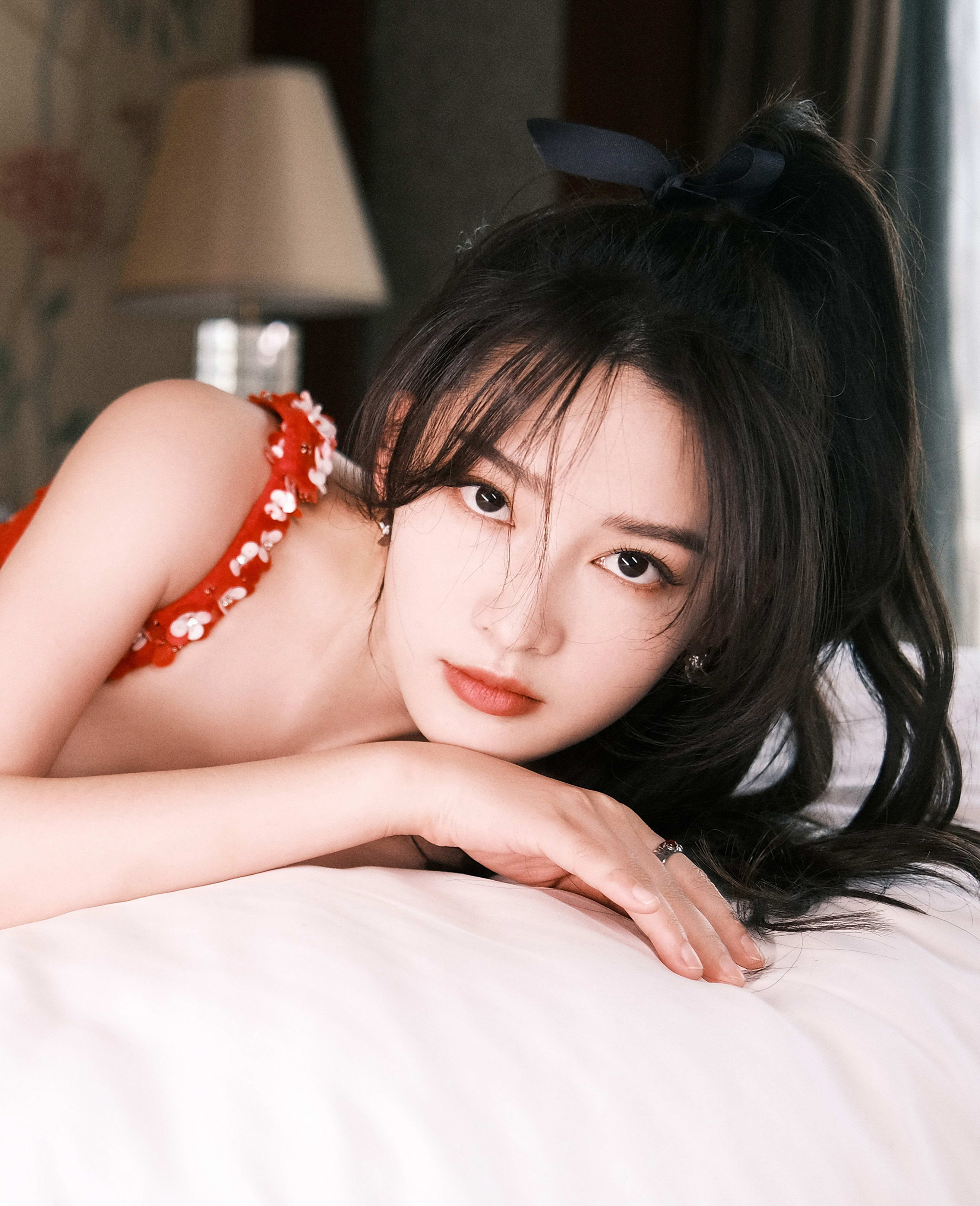 朱顏紅衫高馬尾—李沁[高清套圖]-第1章-图片2