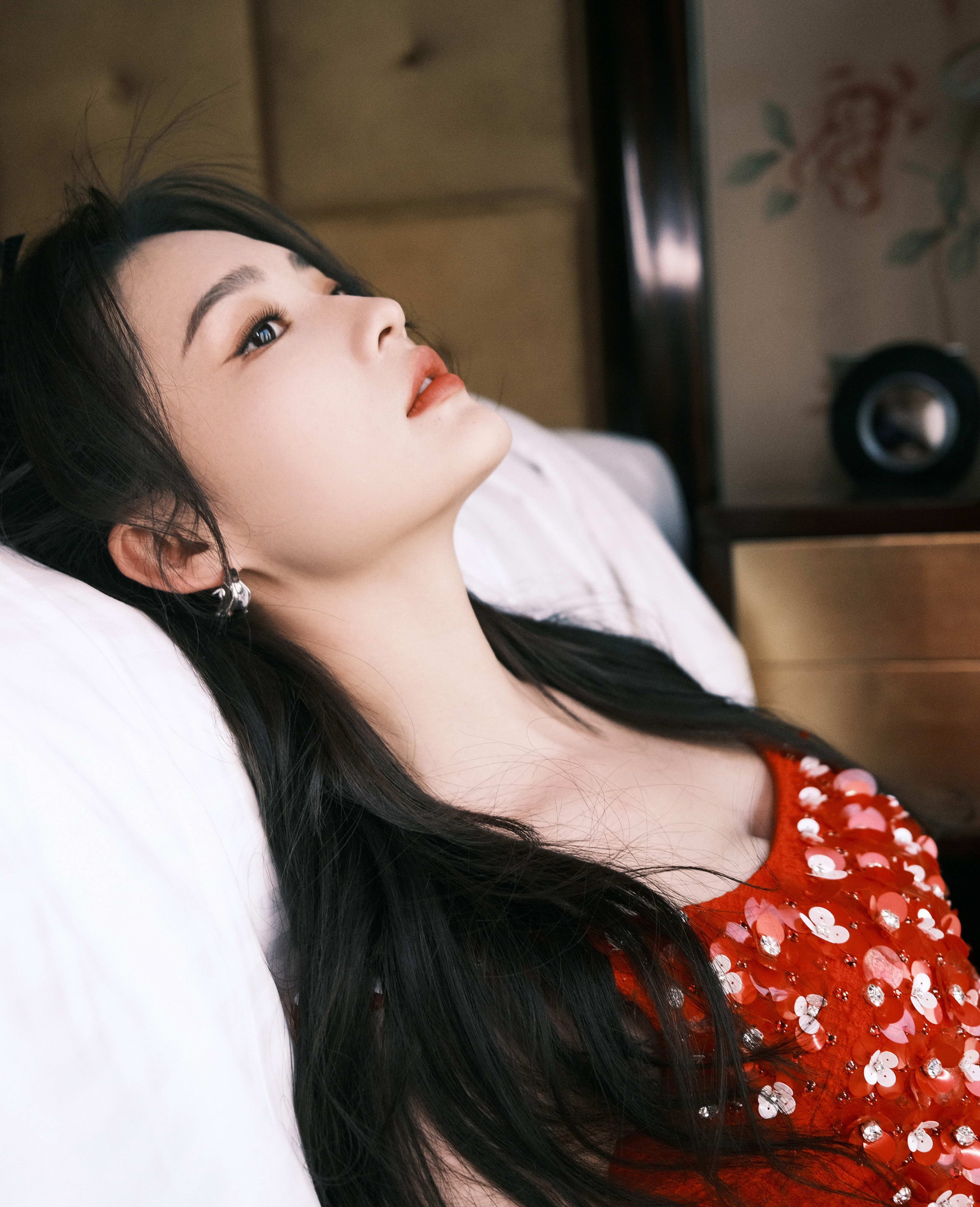 朱顏紅衫高馬尾—李沁[高清套圖]-第1章-图片5