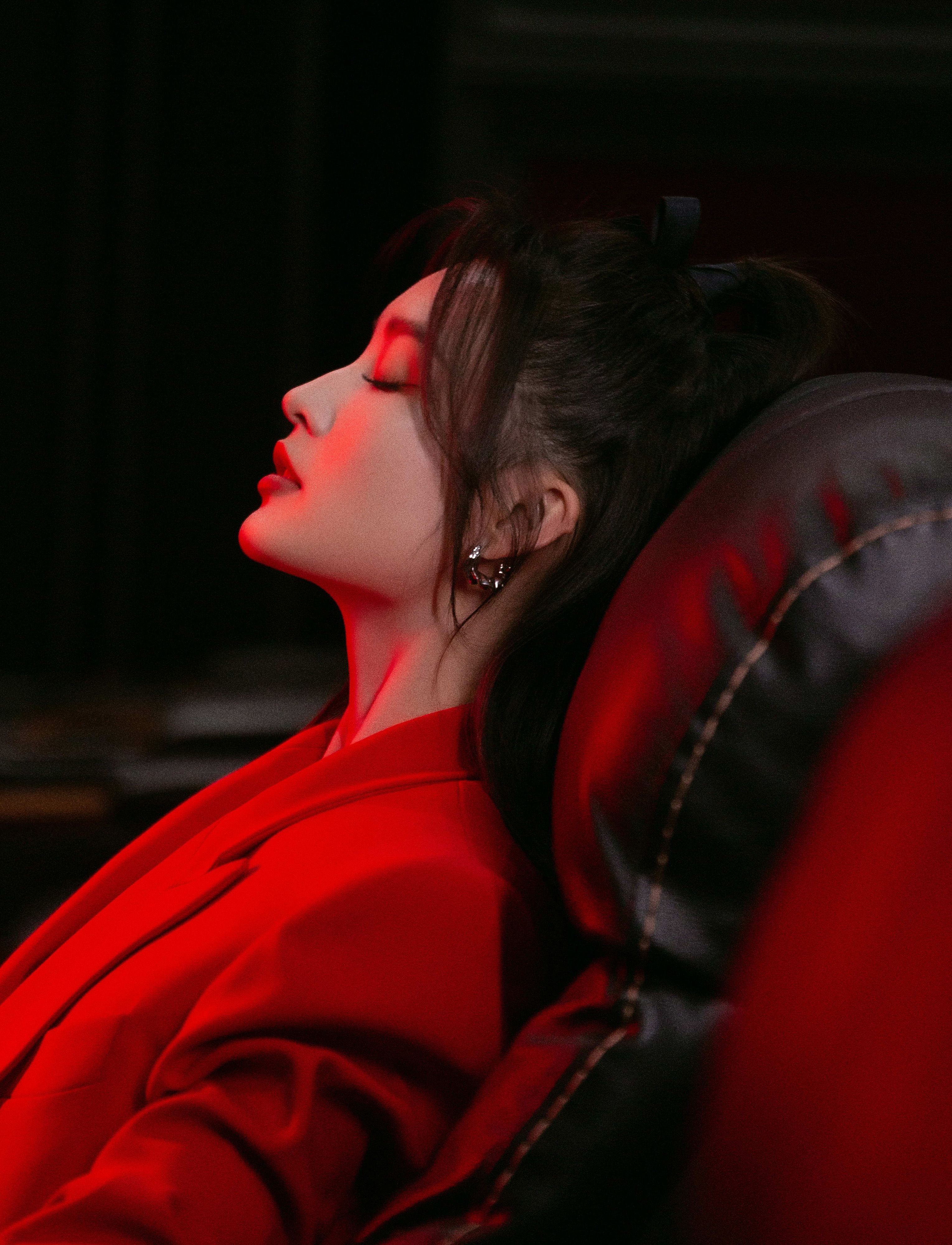 朱顏紅衫高馬尾—李沁[高清套圖]-第1章-图片11