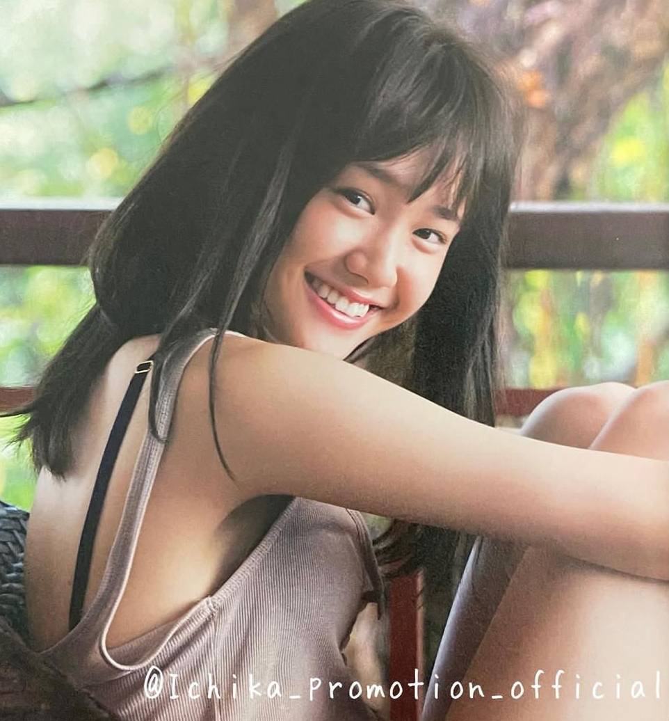 臉蛋長得漂亮姣好身材女團「X21」出道尾崎真花-第1章-图片3