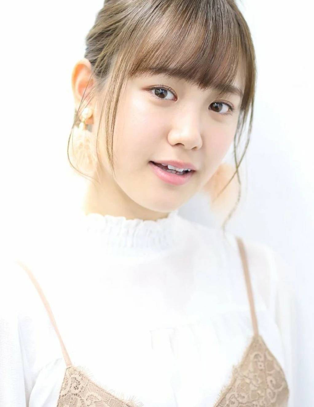 臉蛋長得漂亮姣好身材女團「X21」出道尾崎真花-第1章-图片12