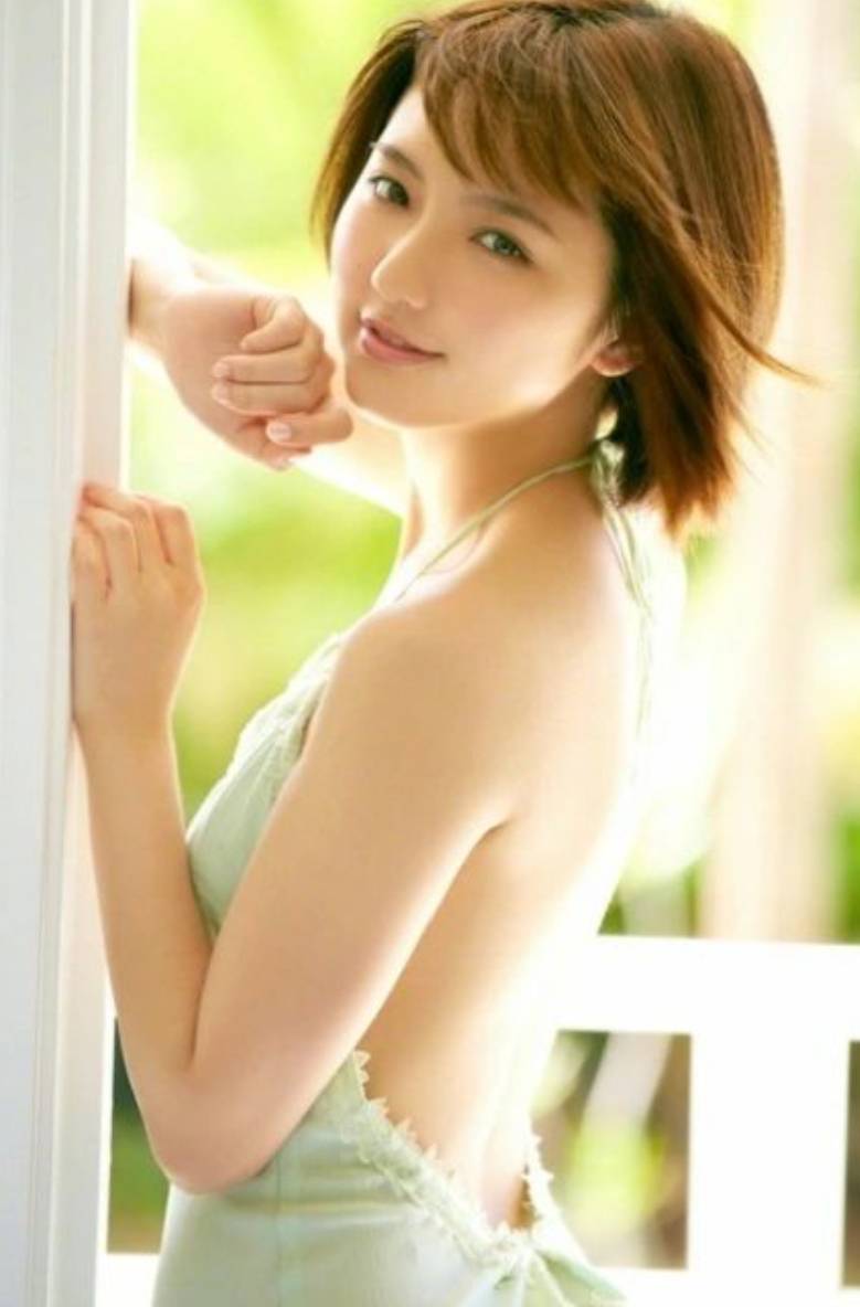 早安家族旗下偶像藝人具有彈奏鋼琴才能真野惠里菜-第1章-图片4