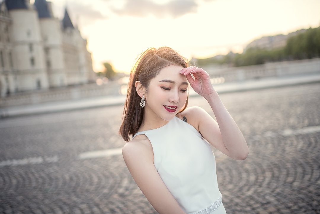 Sister “SunnyYang” is exaggerated... Taking off the dress is so stunning-第1章-图片1