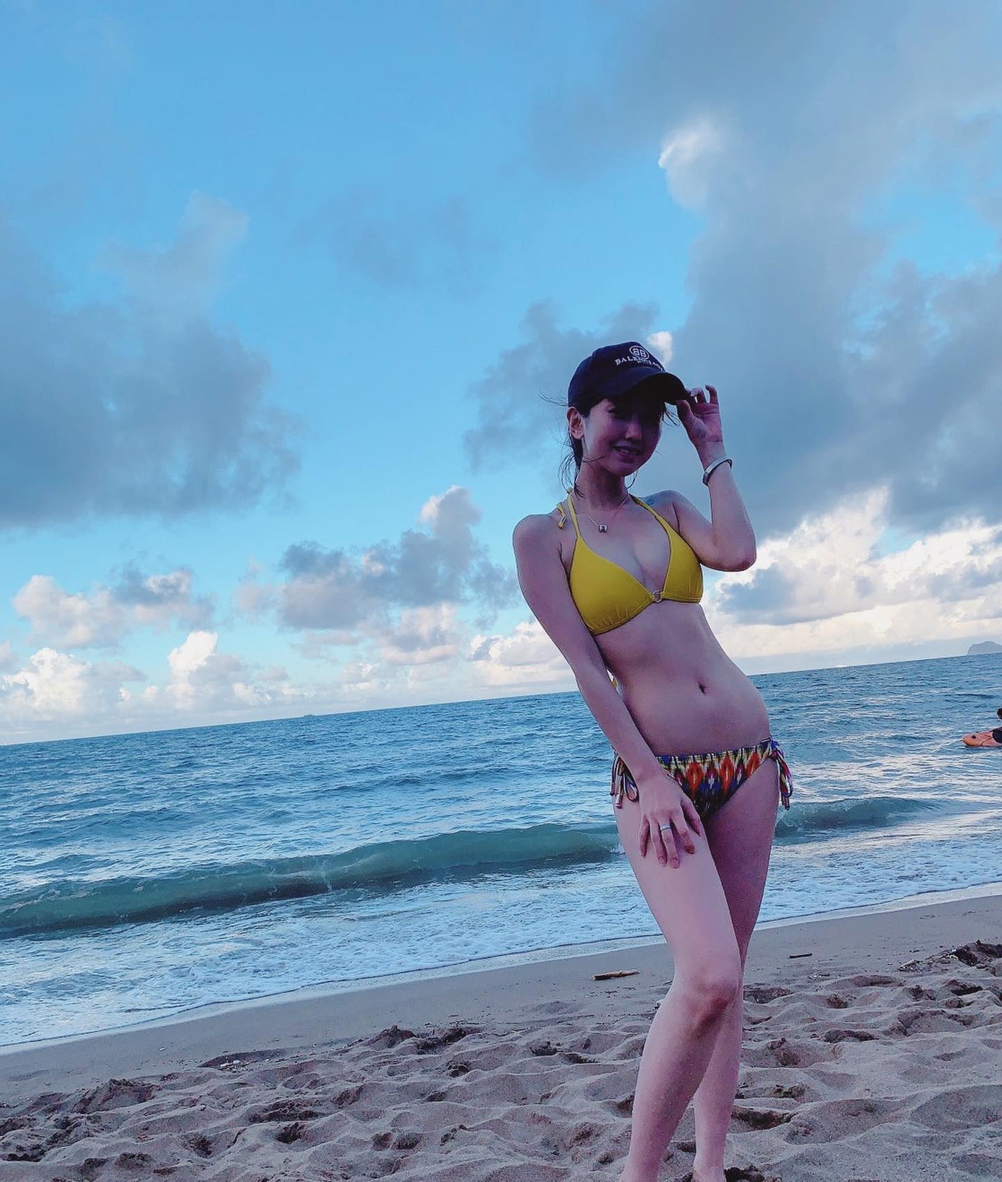 Sister “SunnyYang” is exaggerated... Taking off the dress is so stunning-第1章-图片5