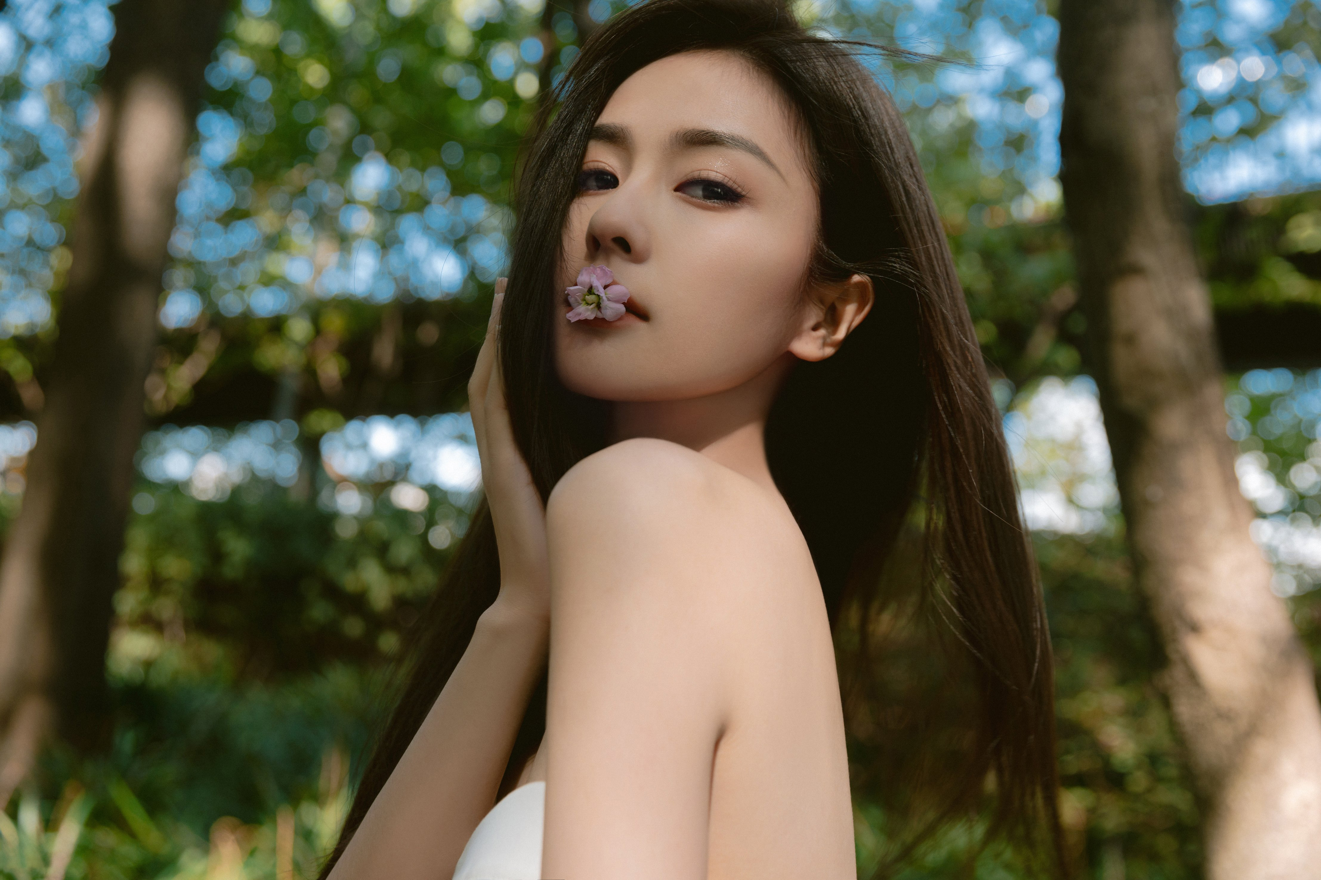 香肩小露沐晨曦—白鹿 [高清套圖]-第1章-图片10