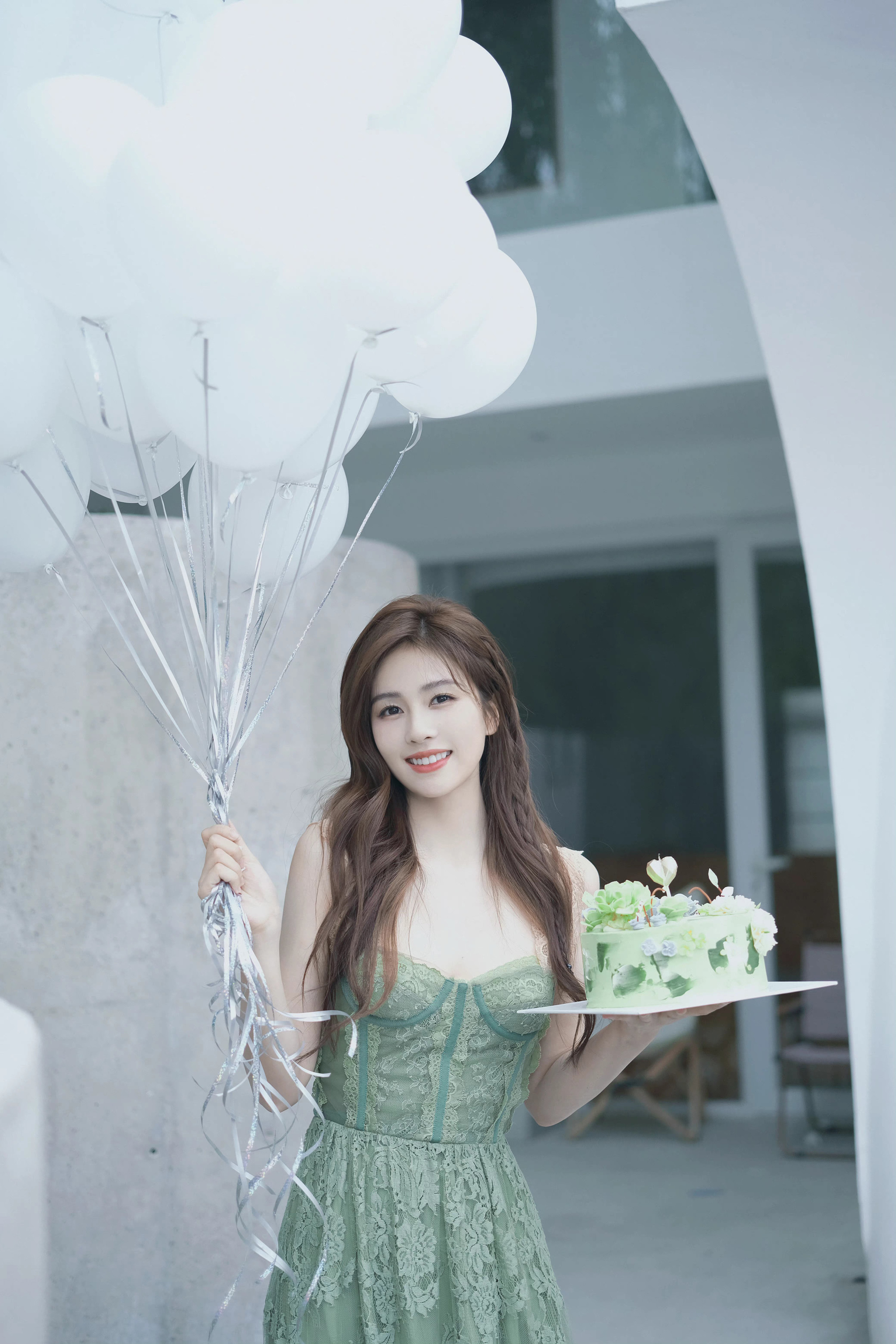 一身碧綠歡慶生—白鹿 [高清套圖]-第1章-图片17