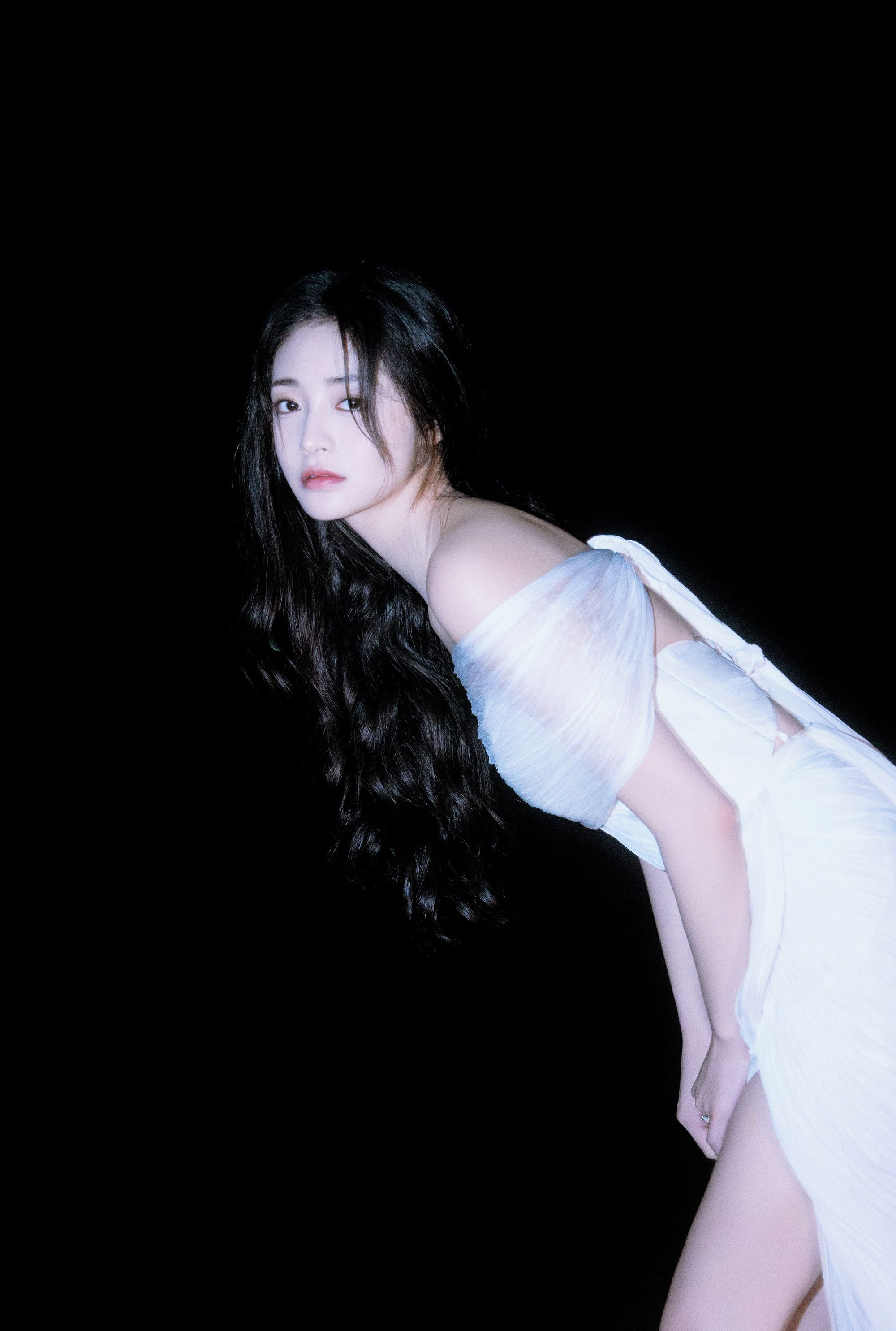 現代古典集一身—周潔瓊[套圖]-第1章-图片5