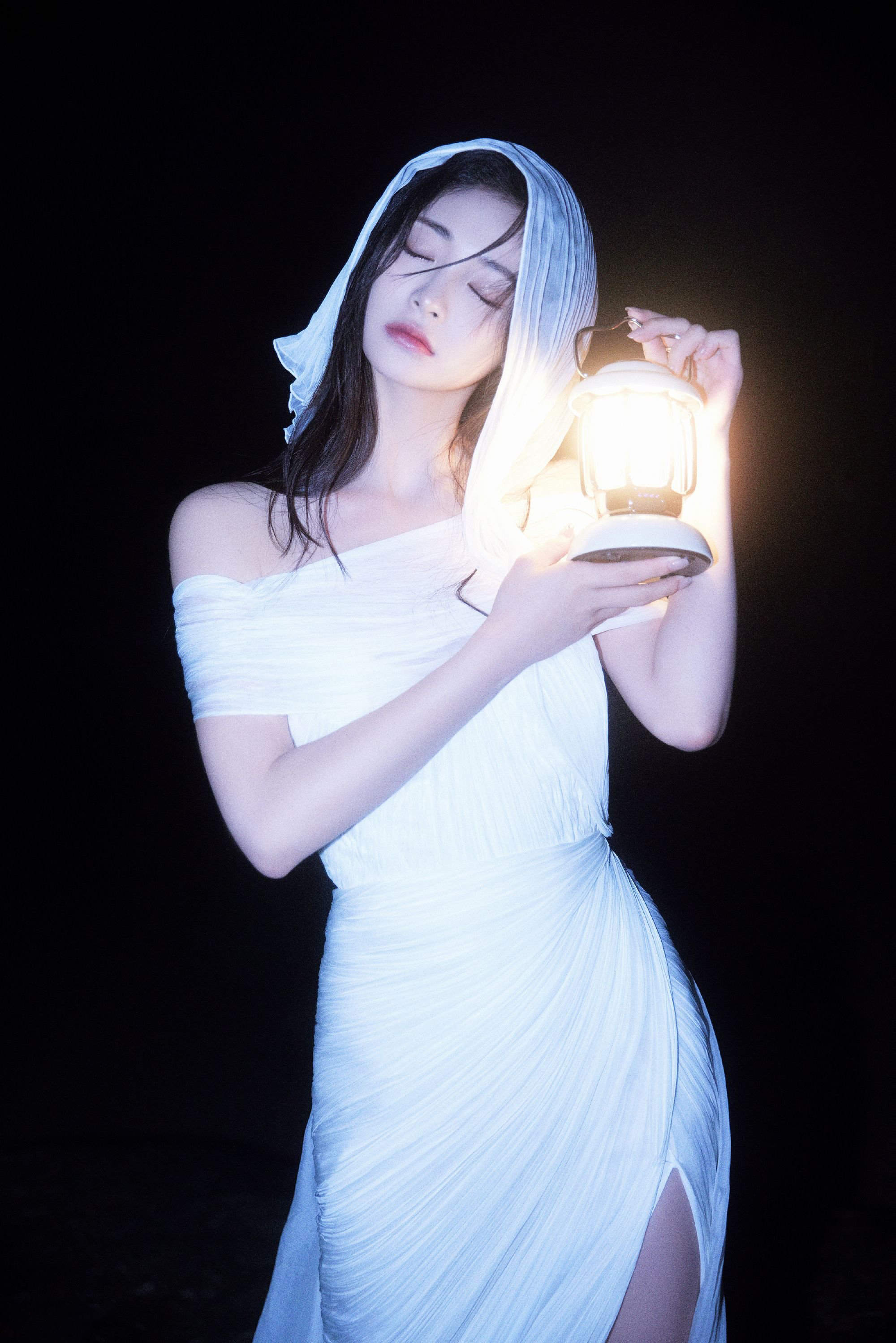 現代古典集一身—周潔瓊[套圖]-第1章-图片8