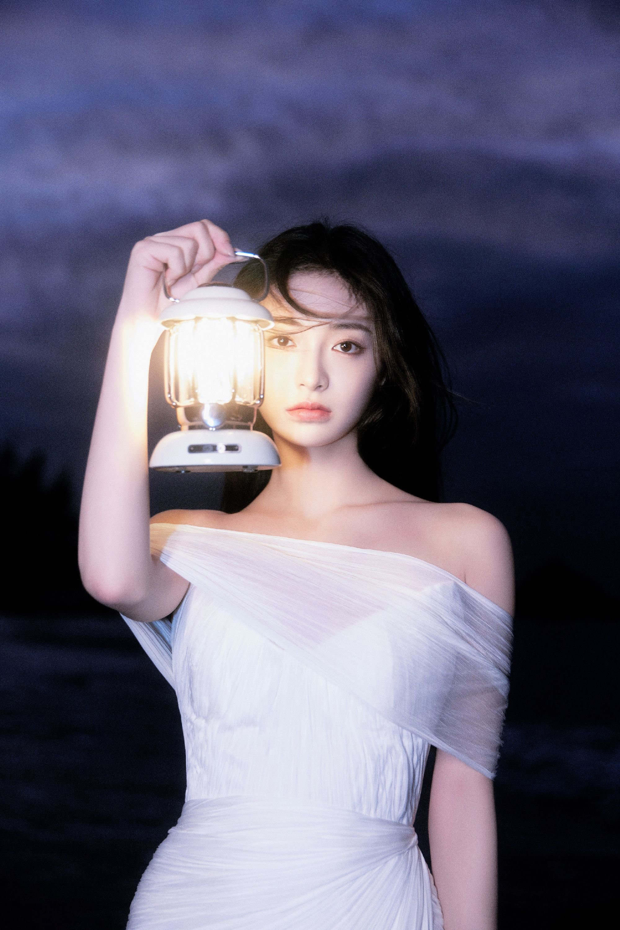 現代古典集一身—周潔瓊[套圖]-第1章-图片9