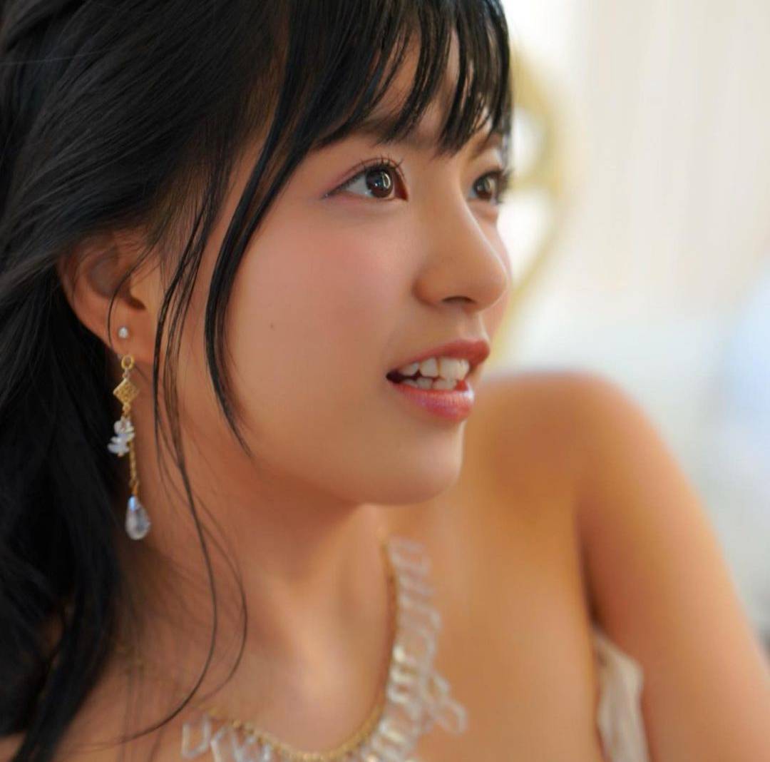 當過話劇社社長也擁有教師執照女優根尾明里-第1章-图片3
