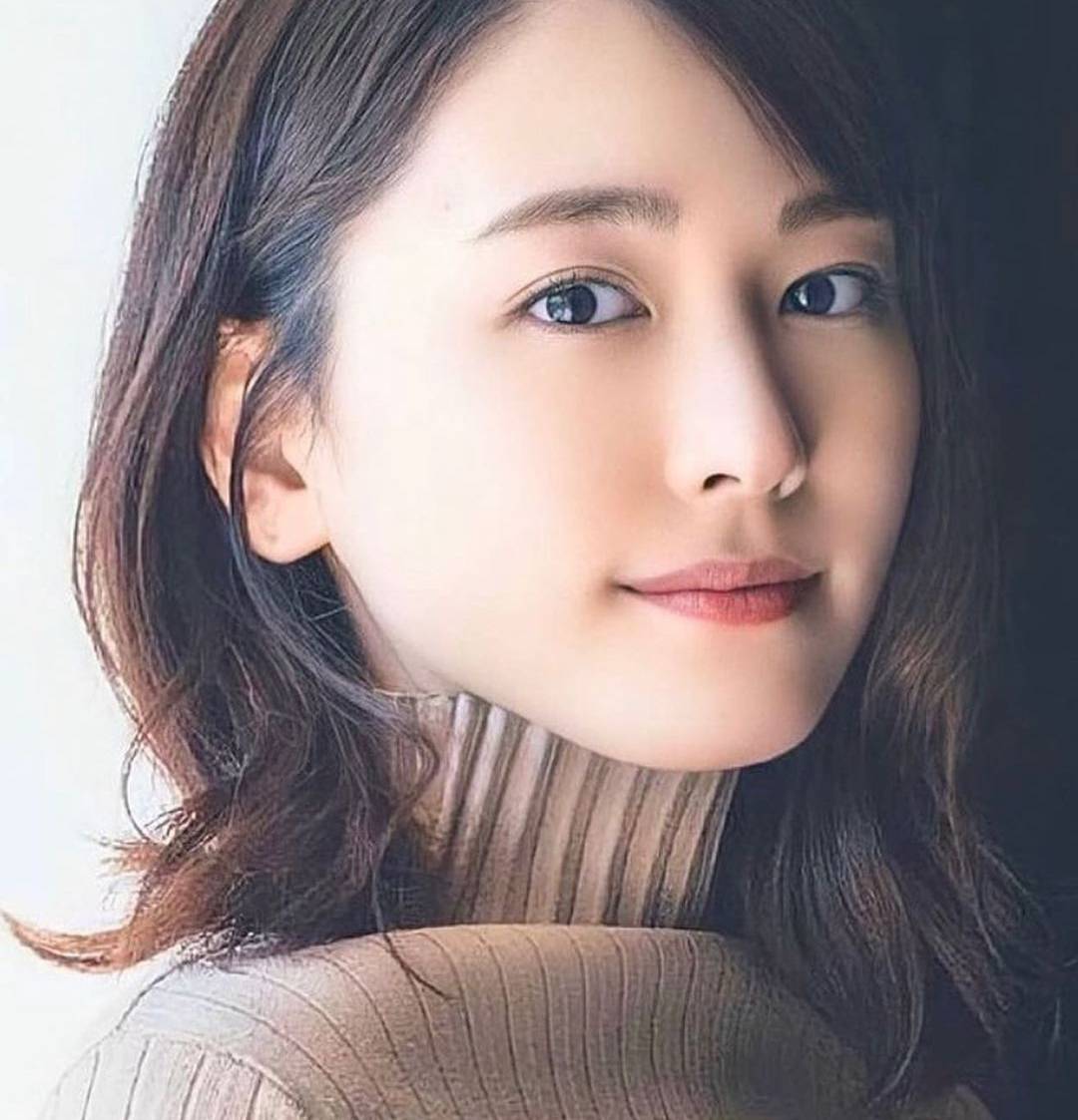 日本女演員、歌手及模特兒清新形象擄獲大批粉絲新垣結衣-第1章-图片4