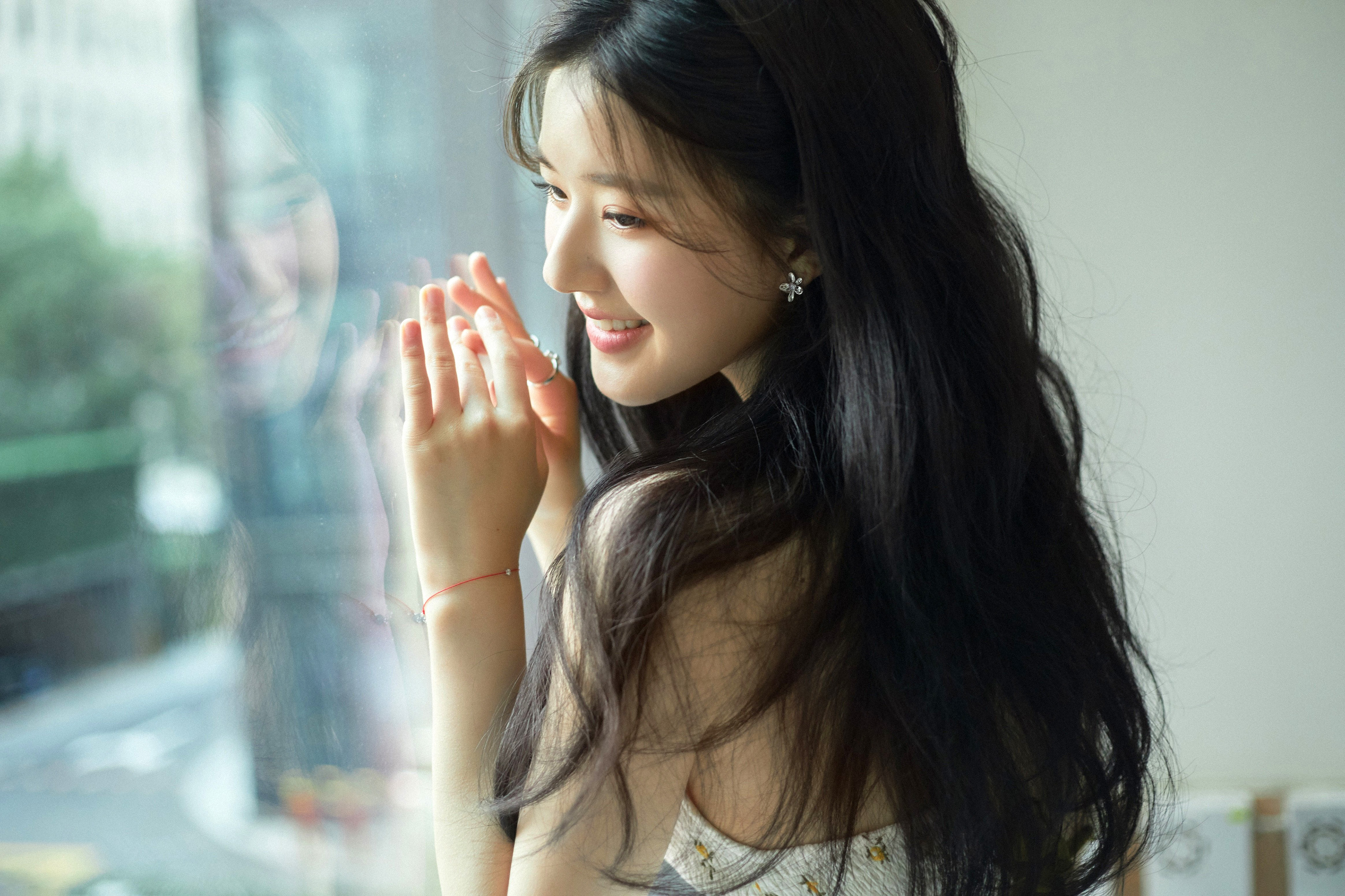 春風拂檻露華濃—趙露思[高清套圖]-第1章-图片1