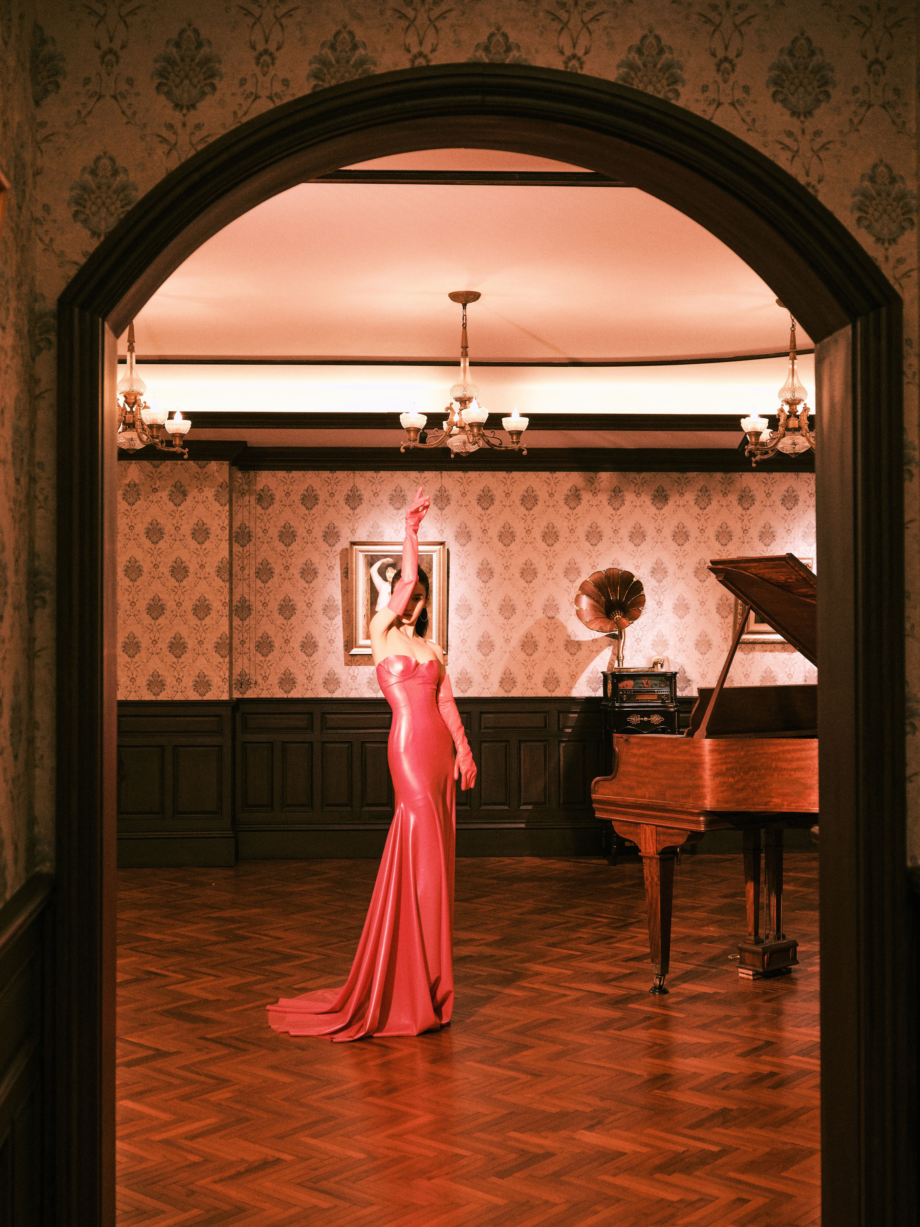 一束桃花千朵紅—金晨[高清套圖]-第1章-图片12