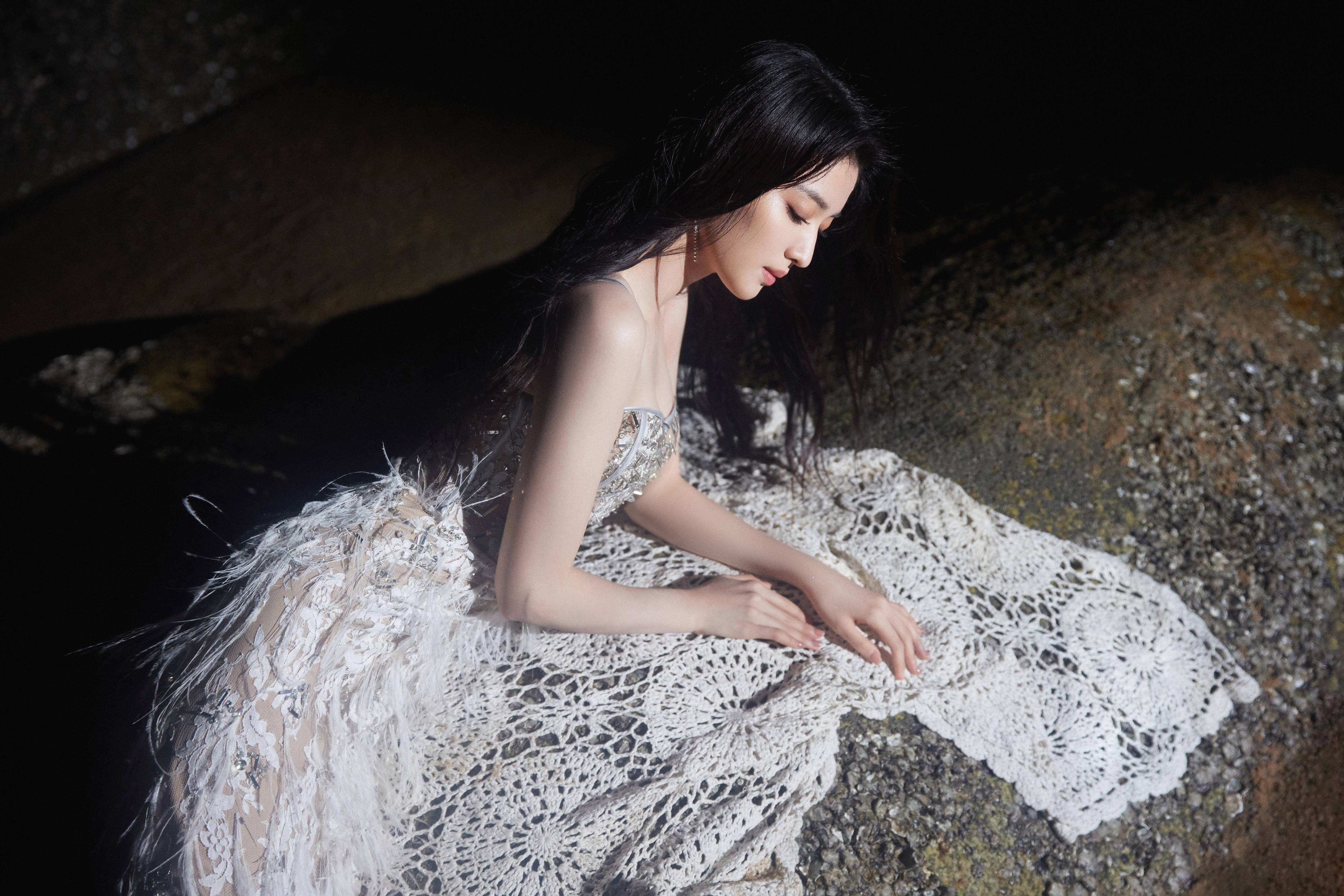 素女持鏡映月明—王楚然[高清套圖]-第1章-图片2