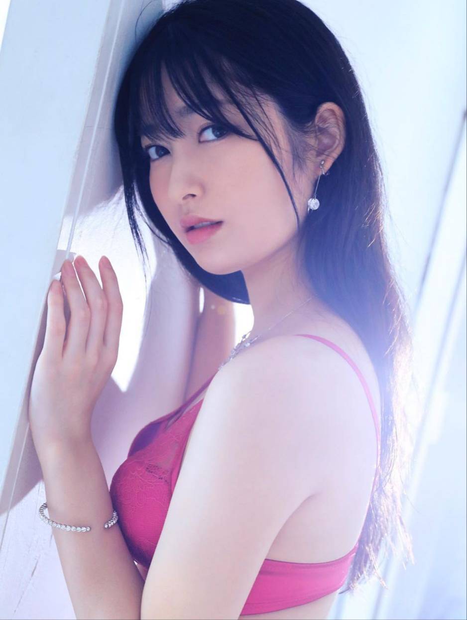 極致完美的女演員上限不可預估藤井伊予奈-第1章-图片2