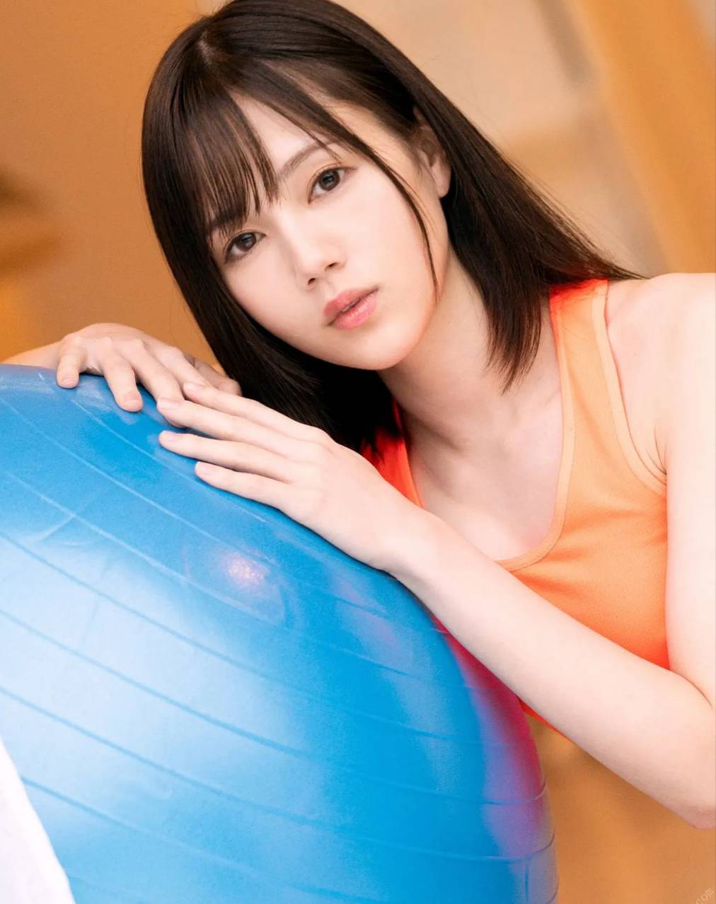 160cm美腿加上有F Cup瘦底大波身材涼森玲夢-第1章-图片4