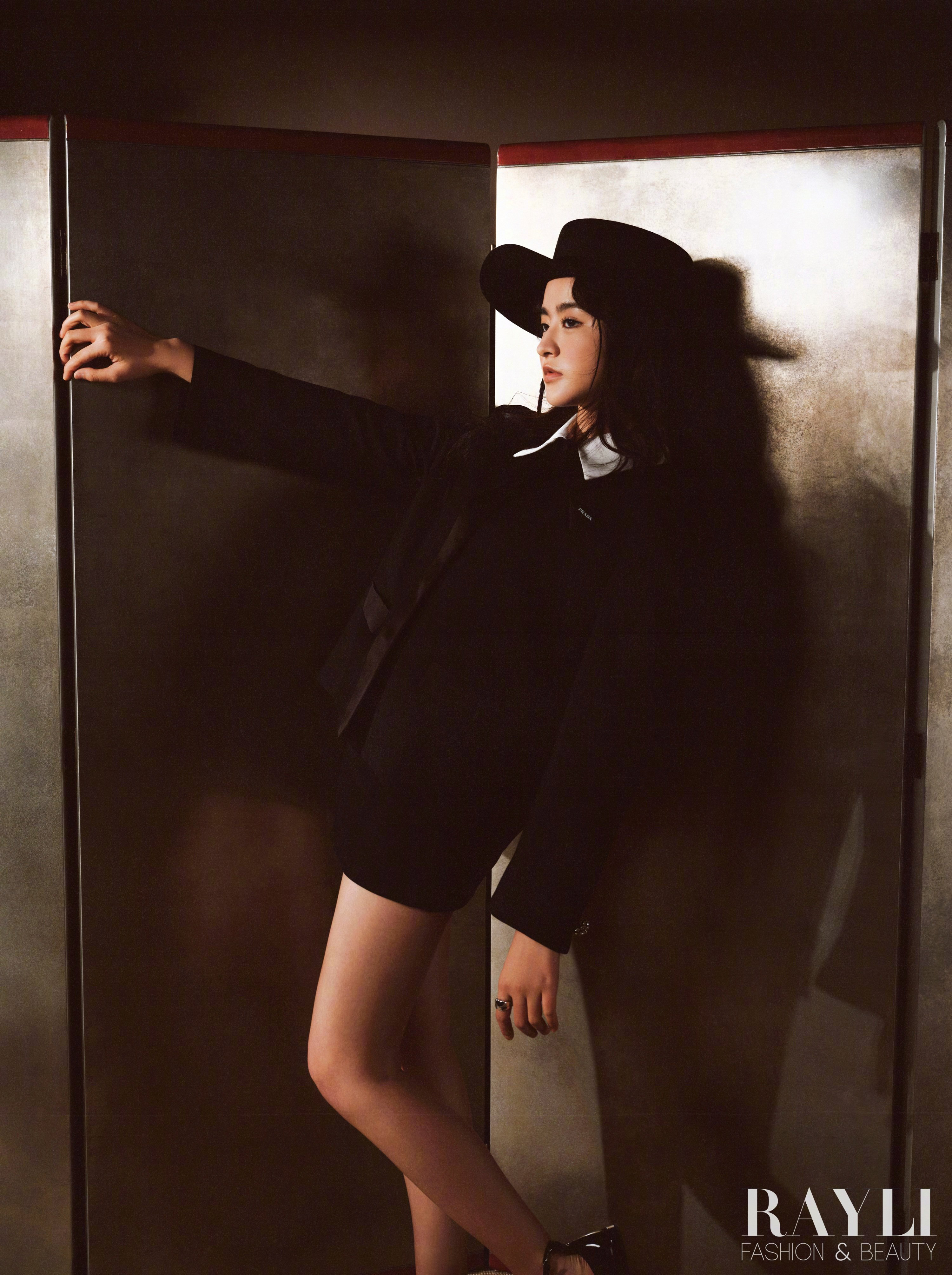 RAYLI服裝美容雜誌—金子涵[高清套圖]-第1章-图片8