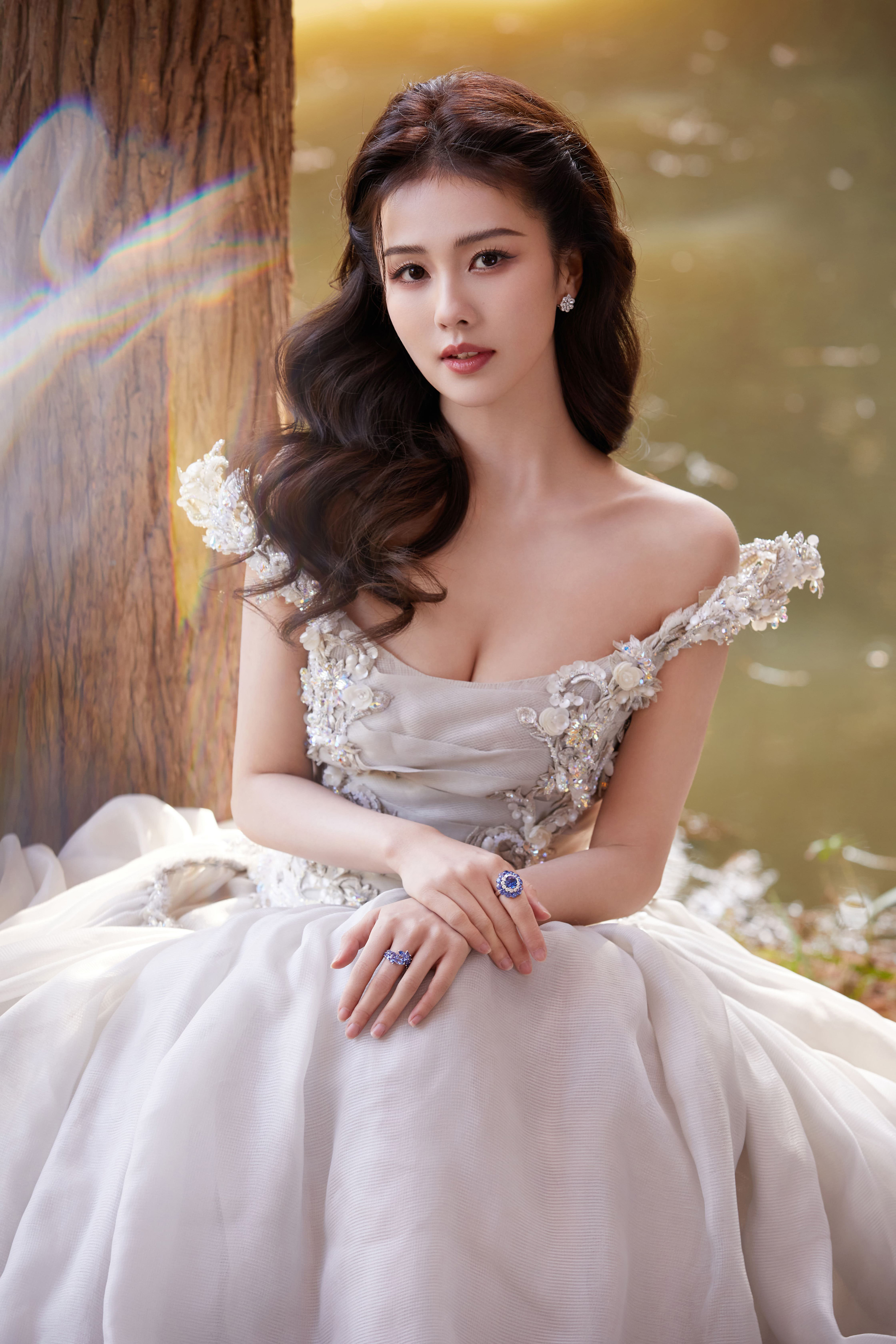 綺麗森林白公主—白鹿 [高清套圖]-第1章-图片2