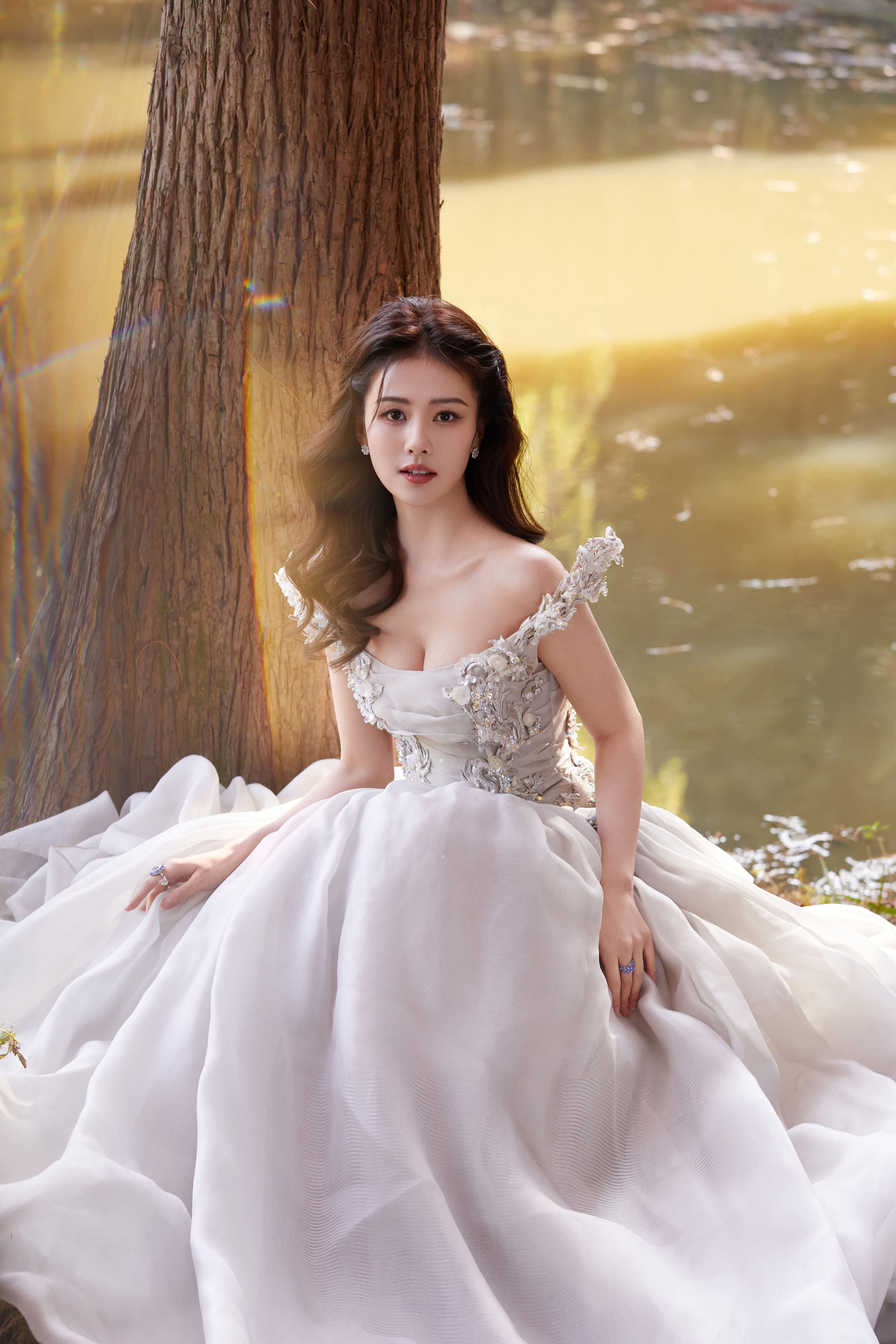 綺麗森林白公主—白鹿 [高清套圖]-第1章-图片5