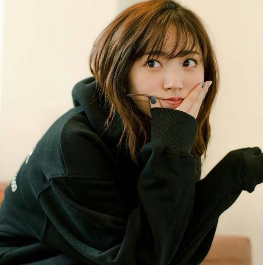 日本唱跳偶像歌手音樂節目與網路節目主持人鈴木愛理-第1章-图片4