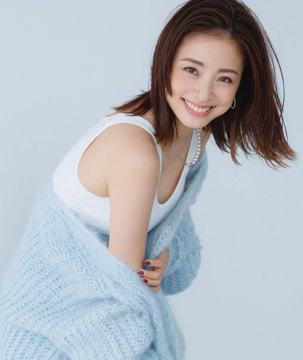 日本女演員、歌手紅潤氣色跟傲人上圍上戶彩-第1章-图片7